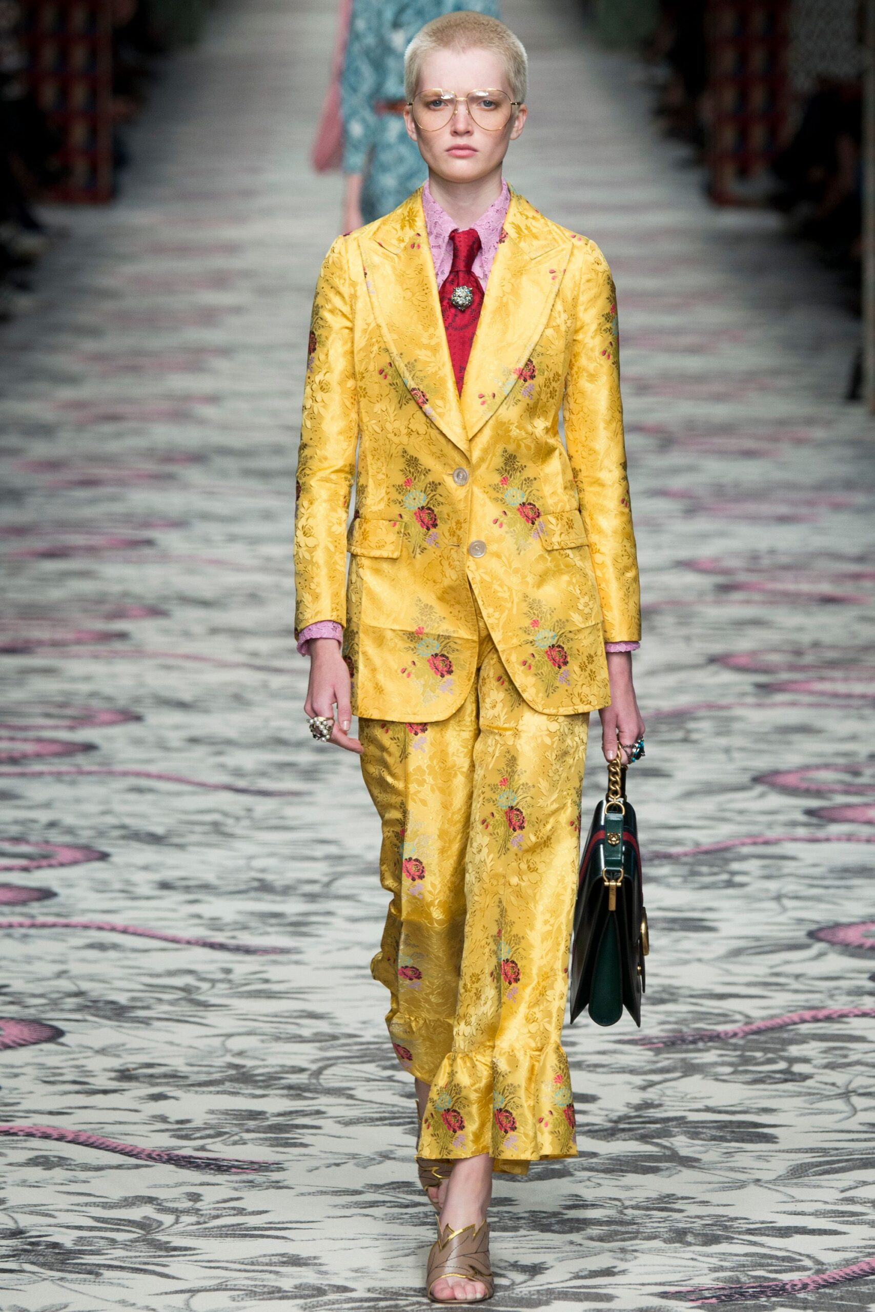 yellow silk long-sleeve collared tailored embroidered suit