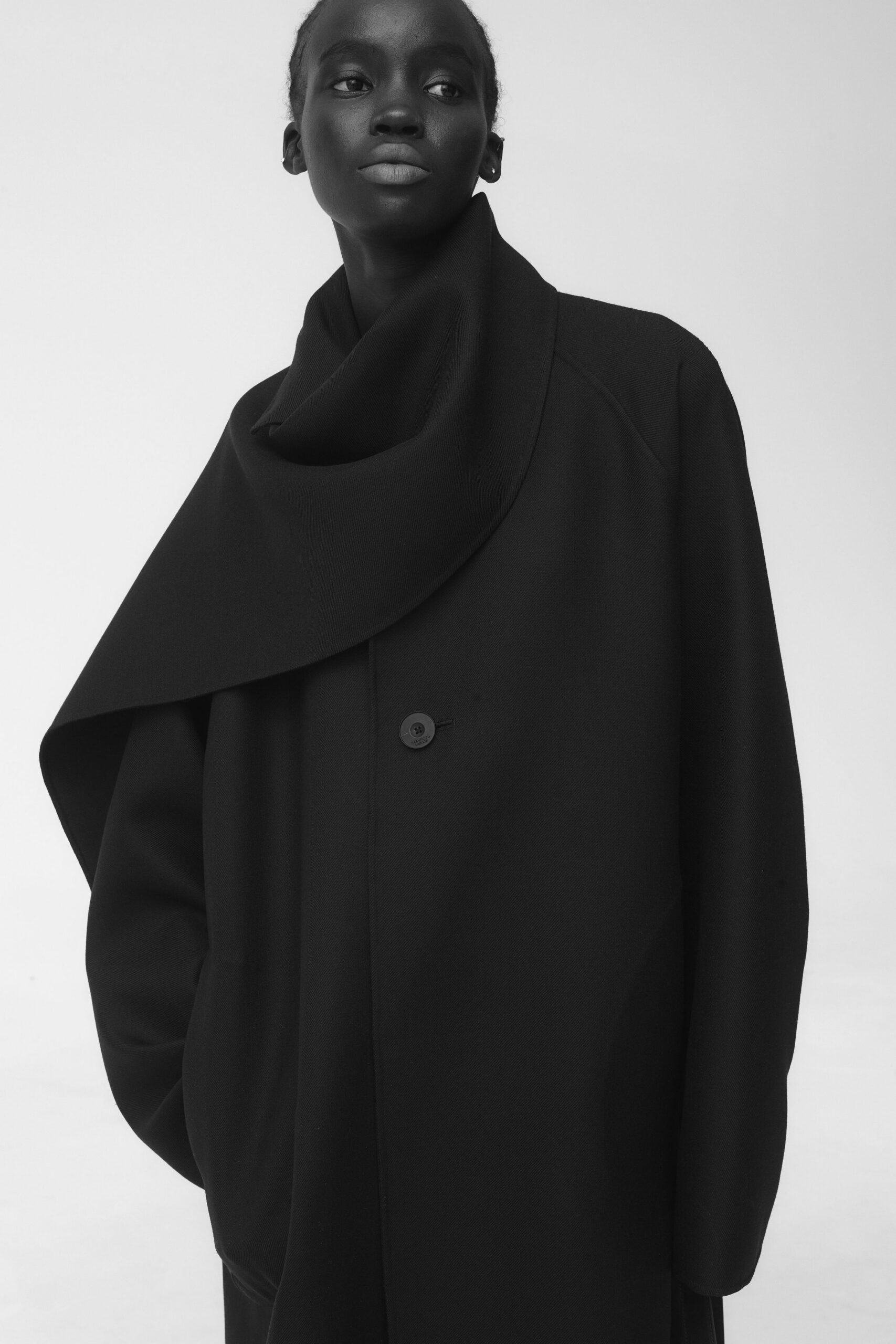 black relaxed wool coat