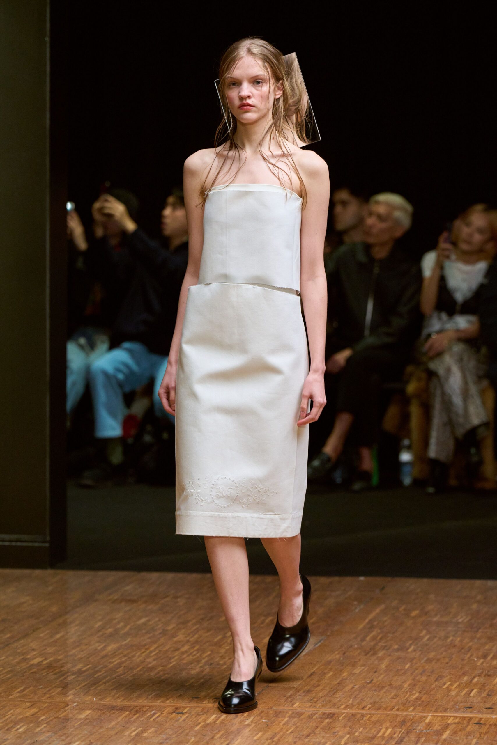 white fitted sleeveless dress