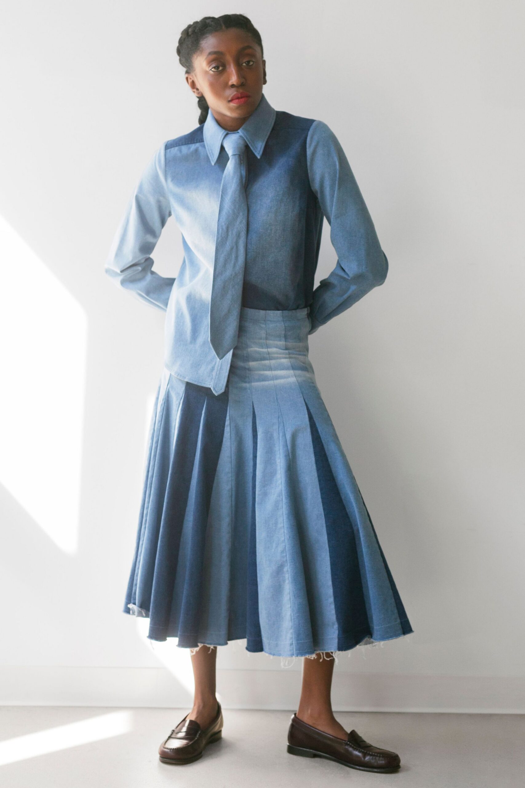 blue denim long-sleeve collared fitted buttoned shirt