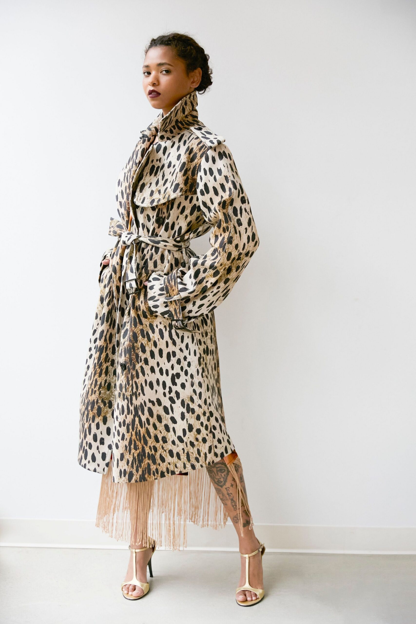 beige silk long-sleeve collared relaxed belted animal-print coat