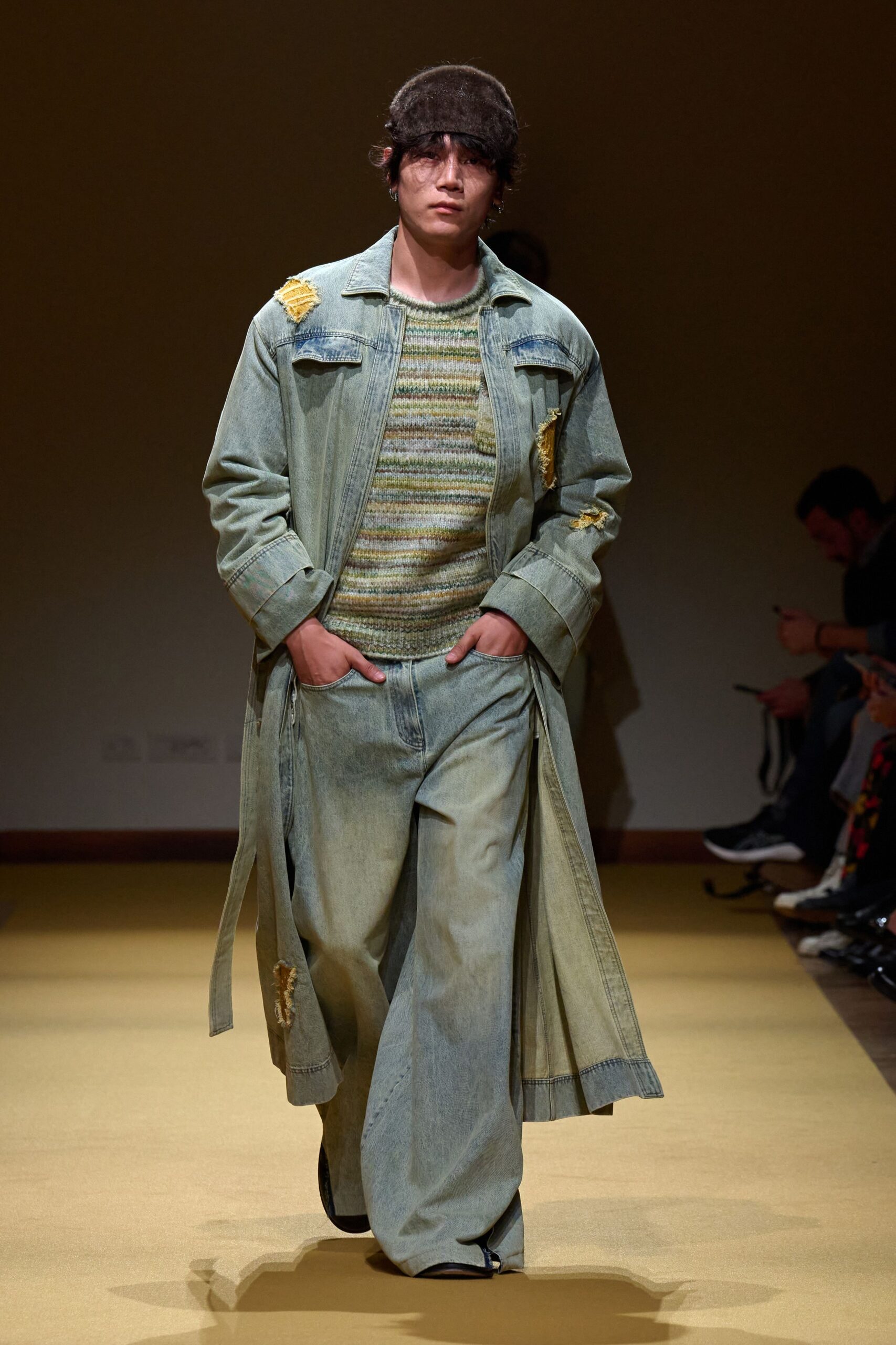 blue denim long-sleeve collared relaxed embroidered coat