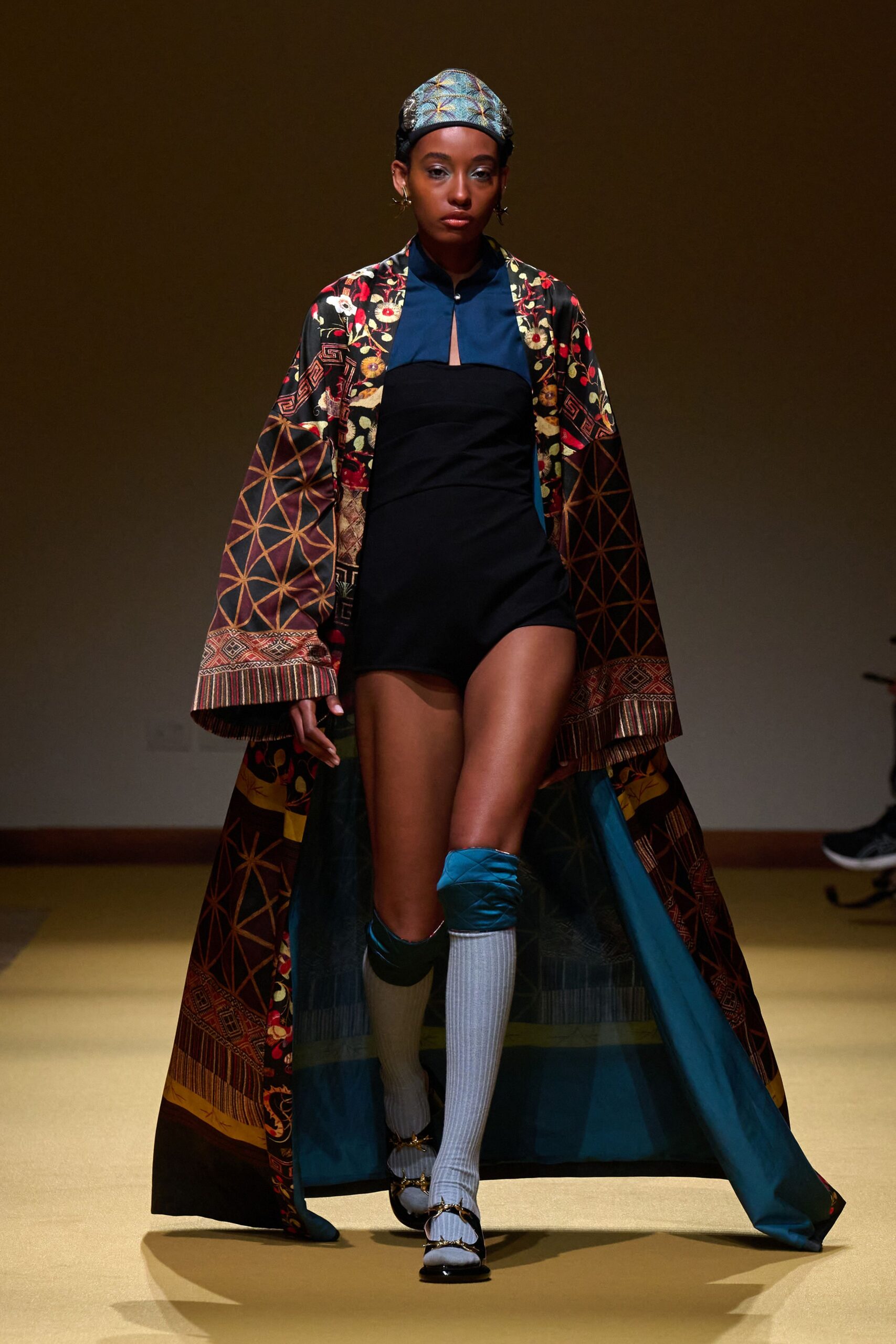 multi silk relaxed printed cape