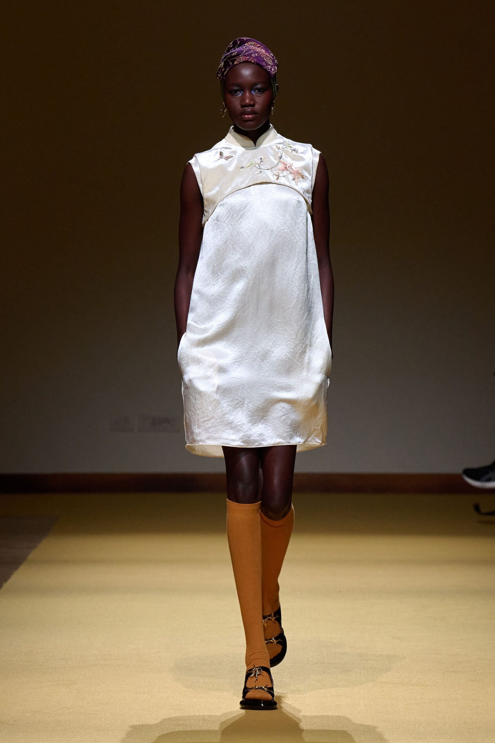 white silk sleeveless collared relaxed embroidered mini dress