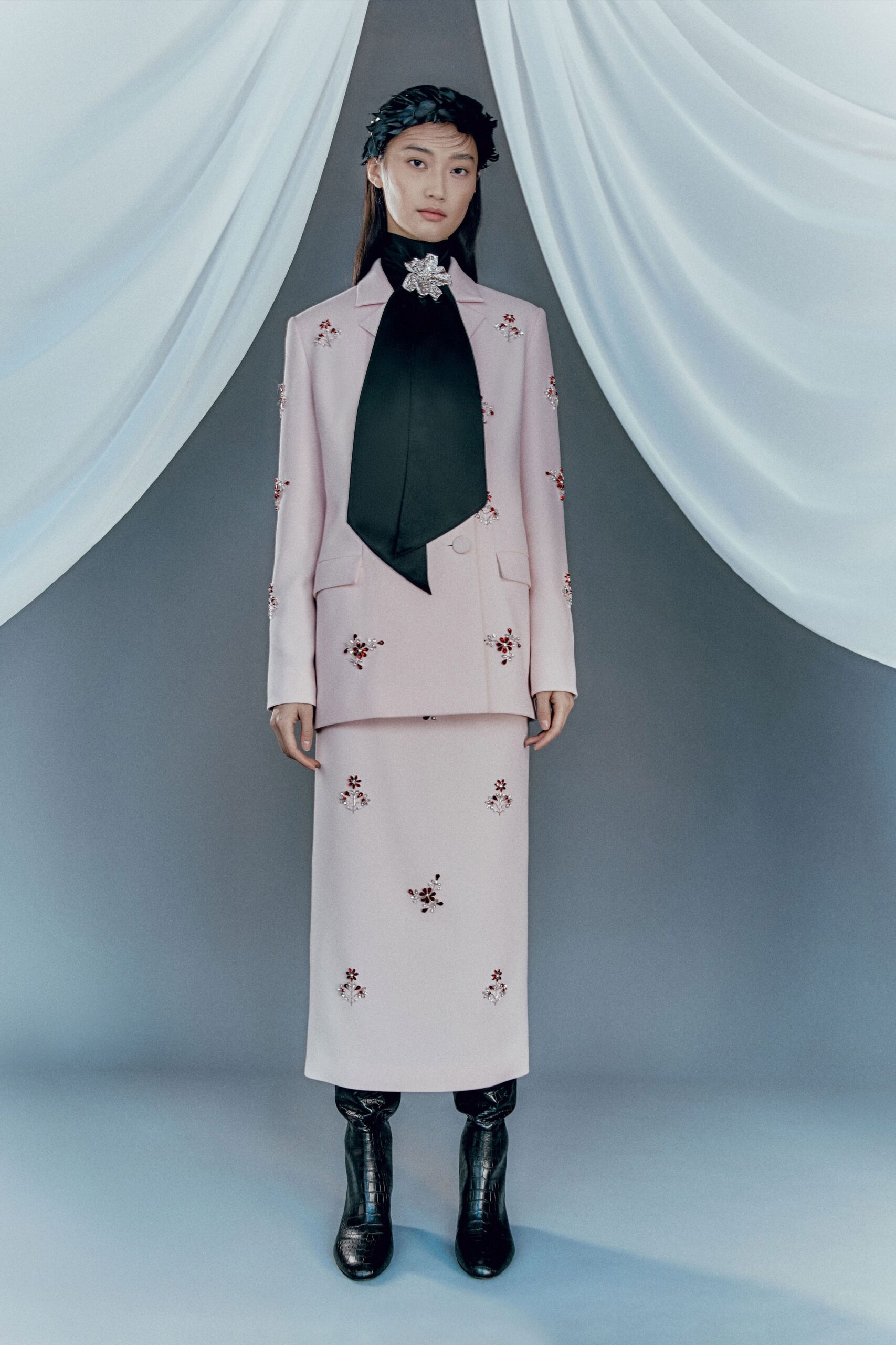 pink cotton long-sleeve collared structured embroidered blazer
