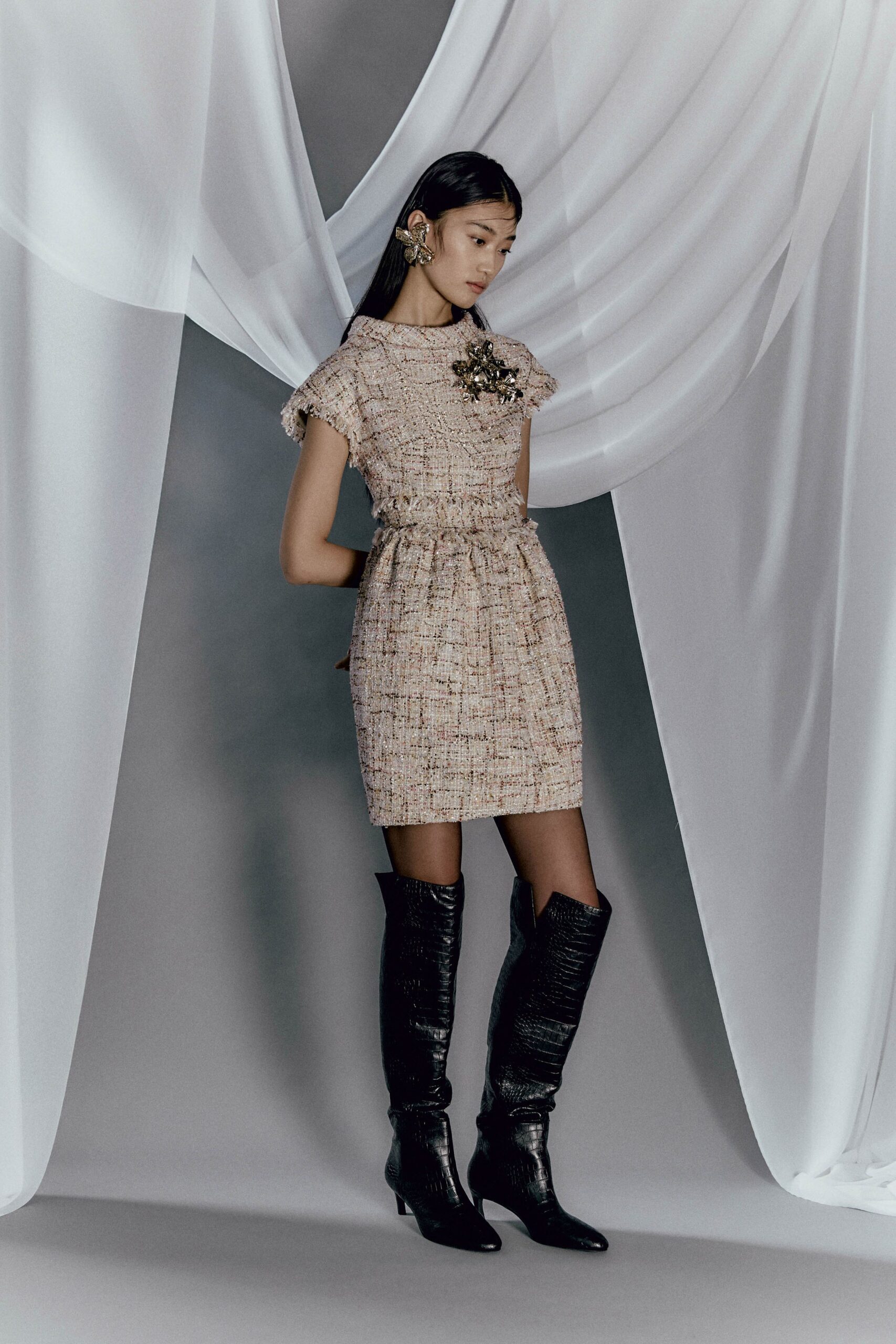 beige tweed short-sleeve collared fitted pleated embroidered dress