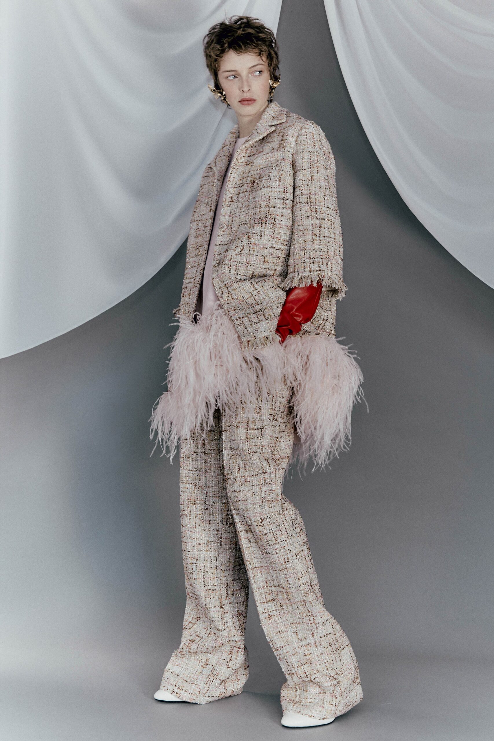 beige tweed long-sleeve collared relaxed fringed jacket