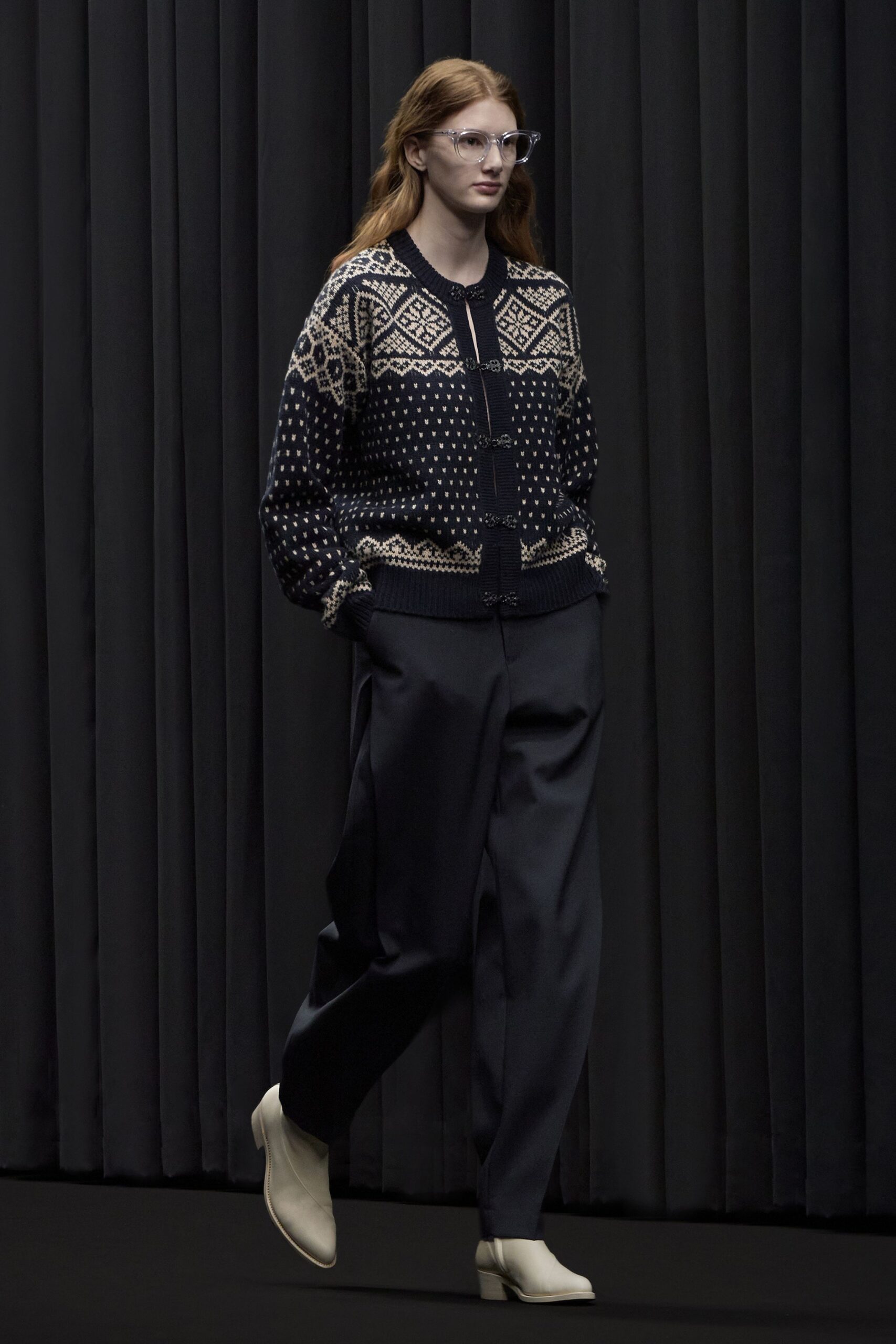black wool long-sleeve collared relaxed embroidered cardigan