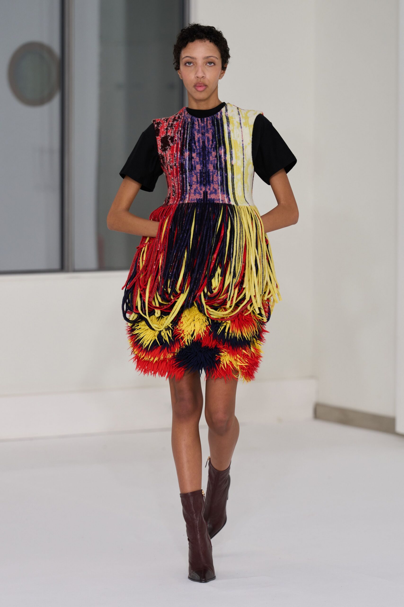 black cotton short-sleeve fitted fringed color-blocked mini dress