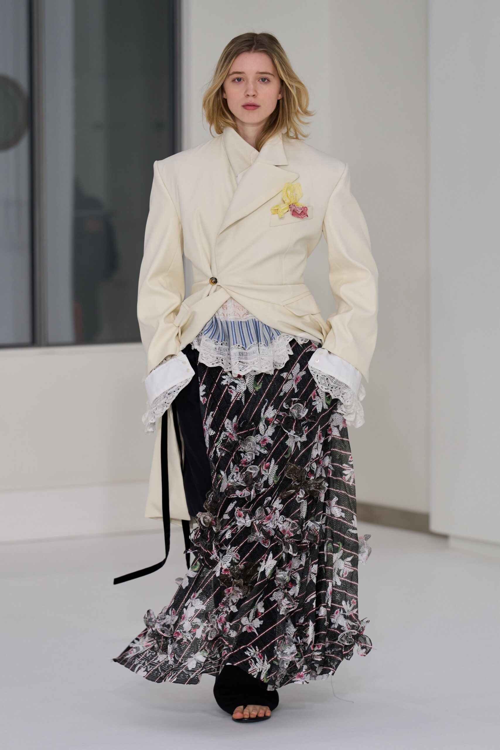 black silk long-sleeve fitted pleated flared maxi skirt