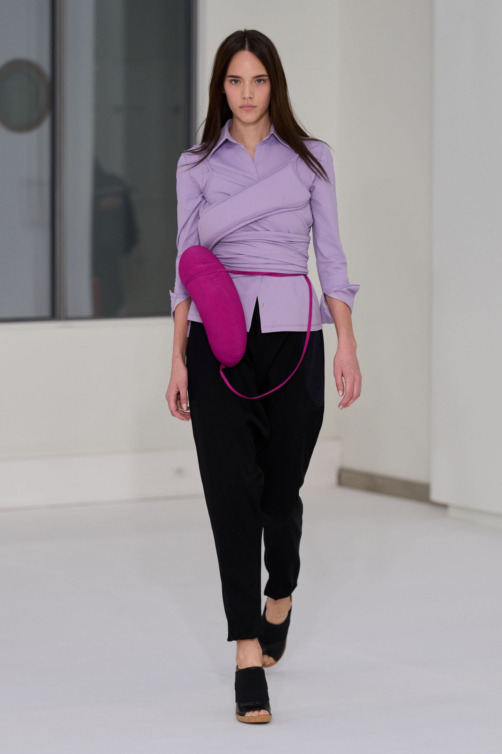 purple cotton long-sleeve collared fitted shirt