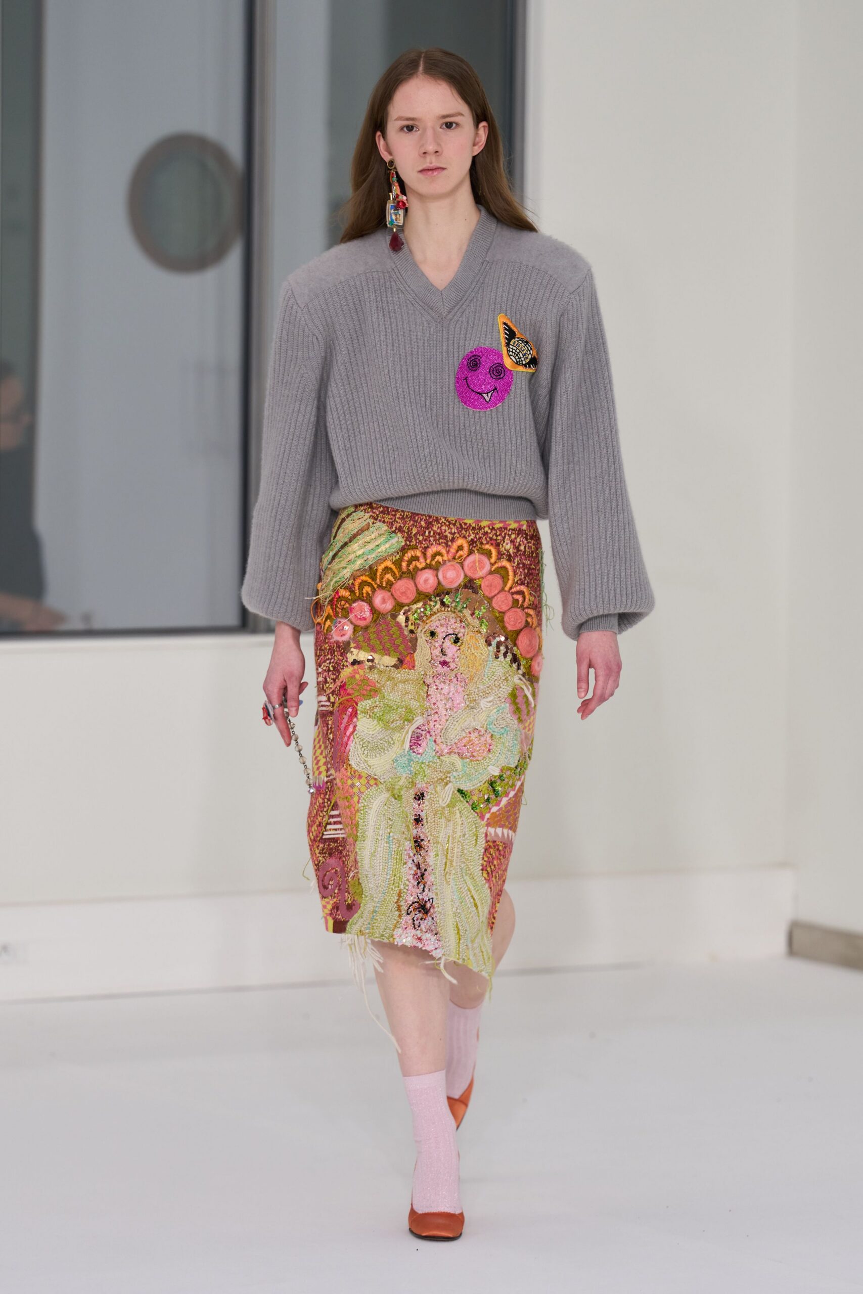 gray wool long-sleeve v-neck relaxed embroidered sweater