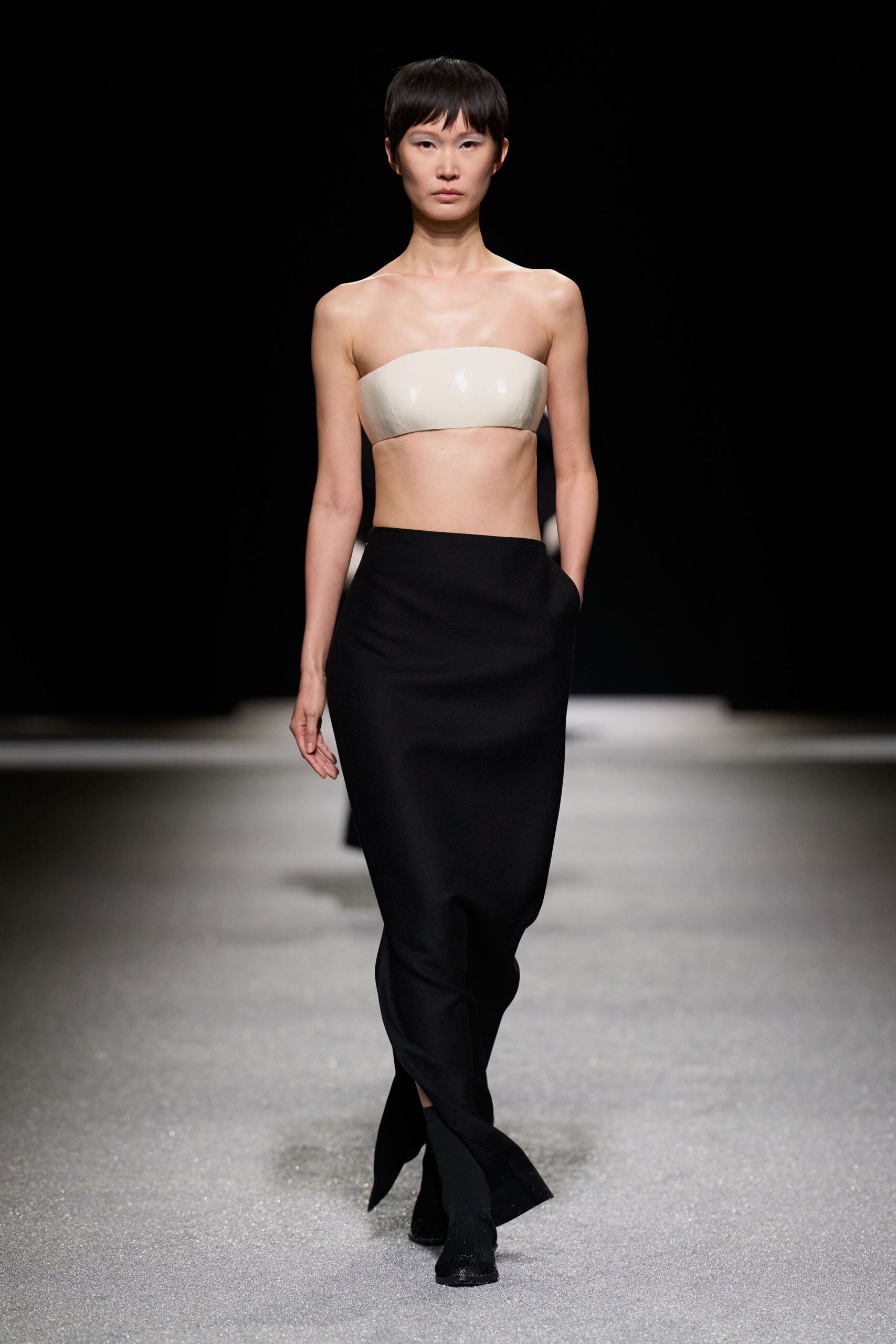 black wool slit fitted high-waisted skirt
