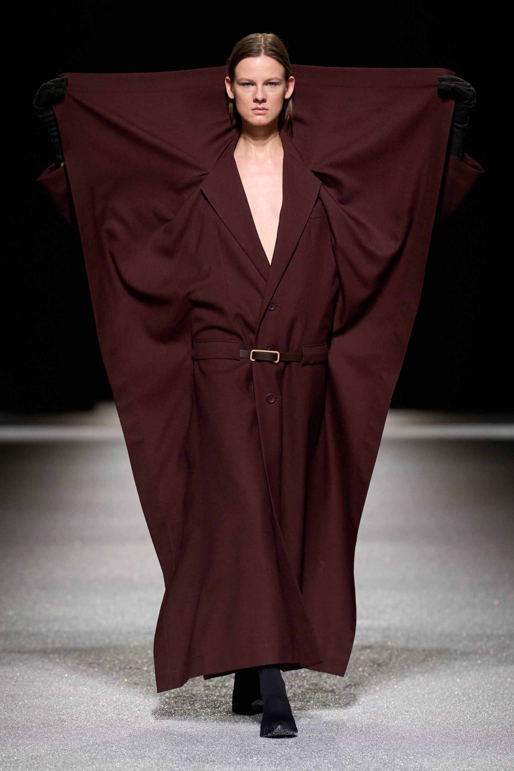 maroon wool long-sleeve collared oversized belted maxi coat