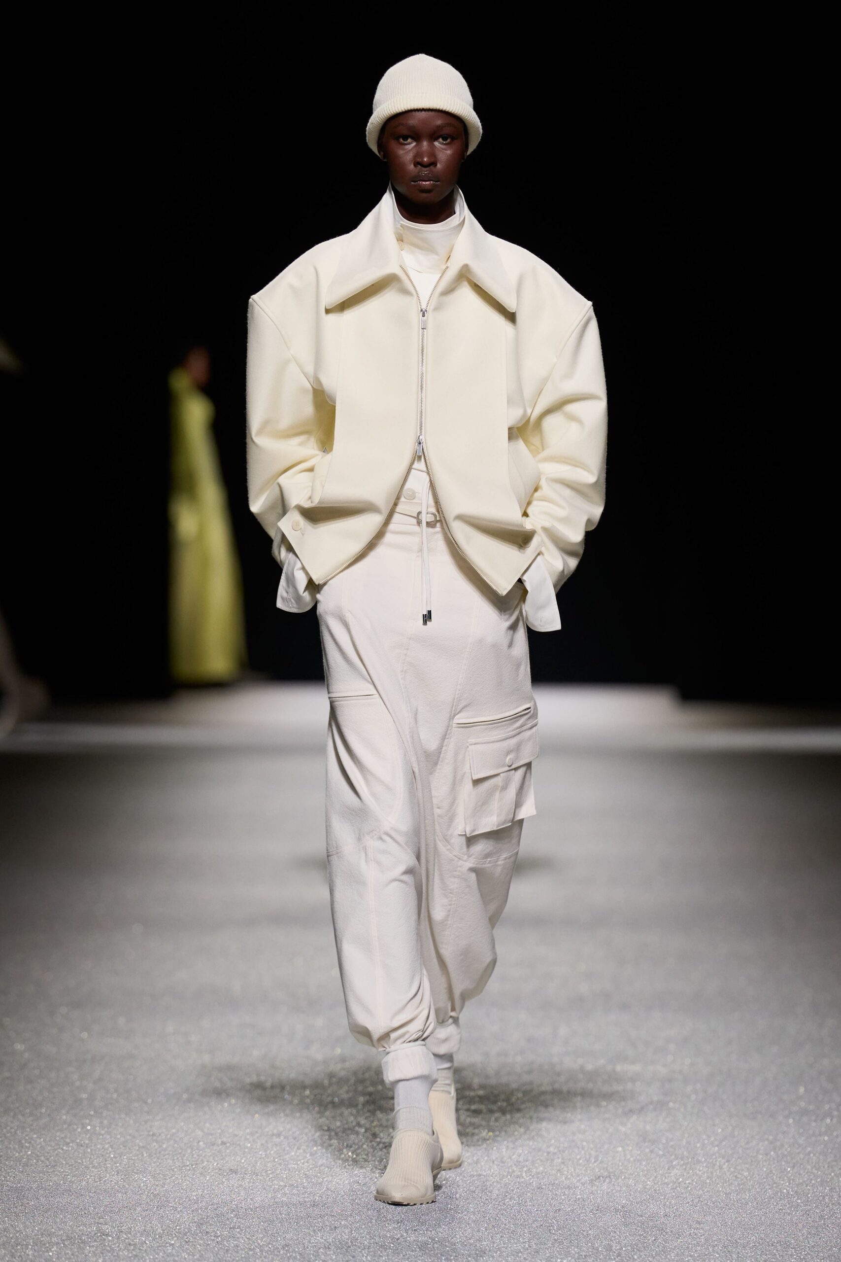 white cotton long-sleeve collared oversized zippered jacket