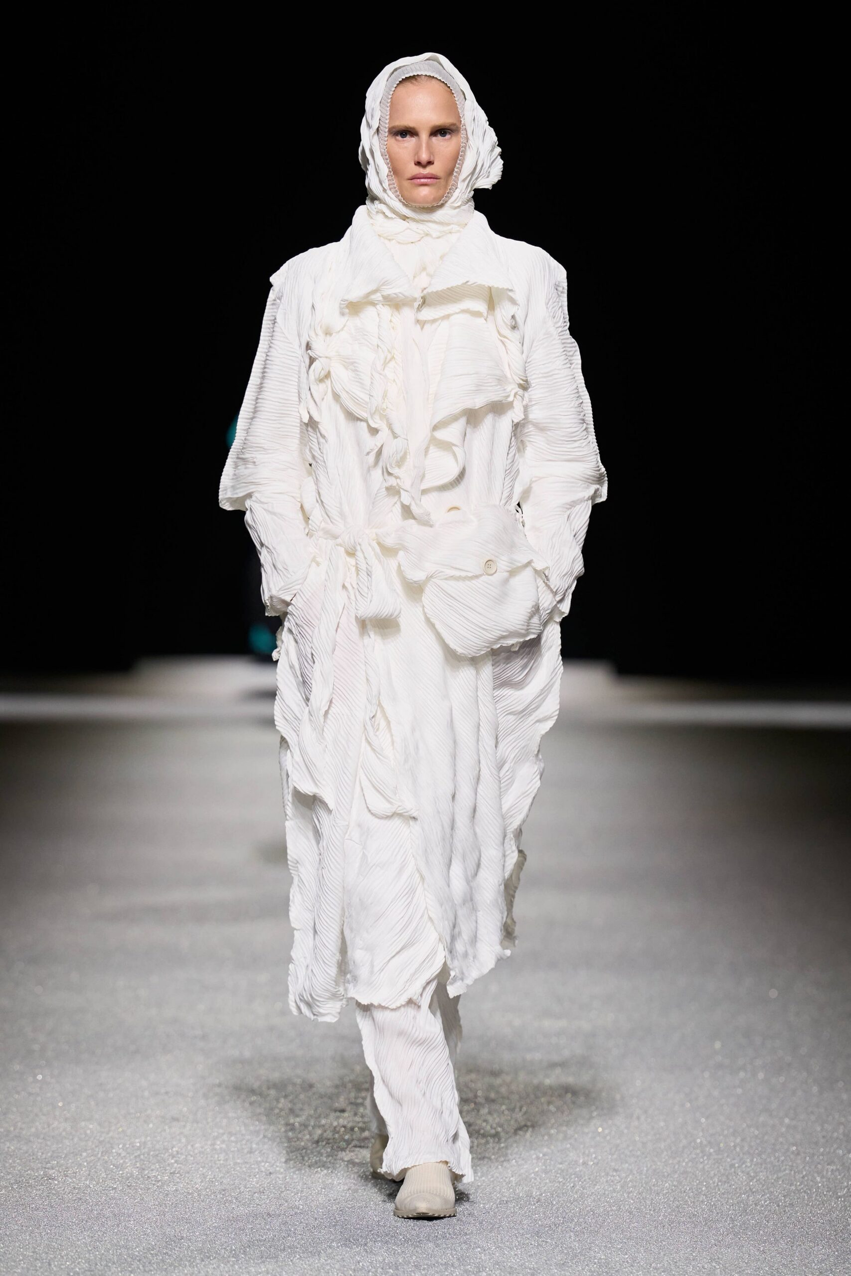 Issey Miyake Fall 2026 Ready-to-Wear Look 29