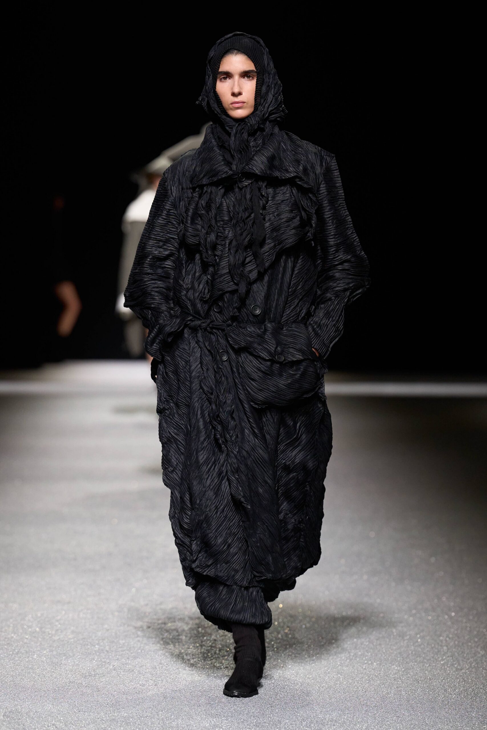 black cotton long-sleeve collared relaxed pleated draped coat