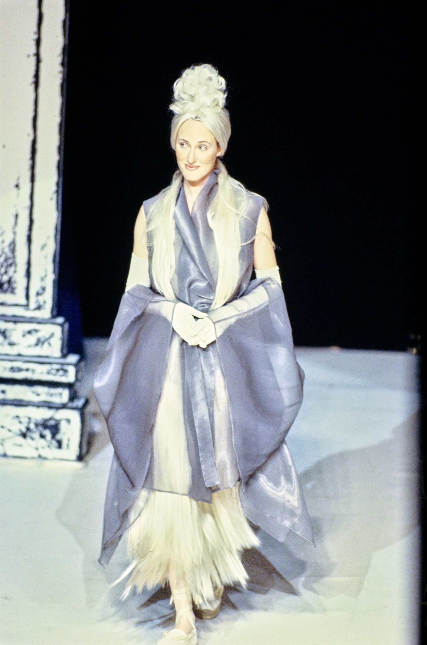 white silk gloves
