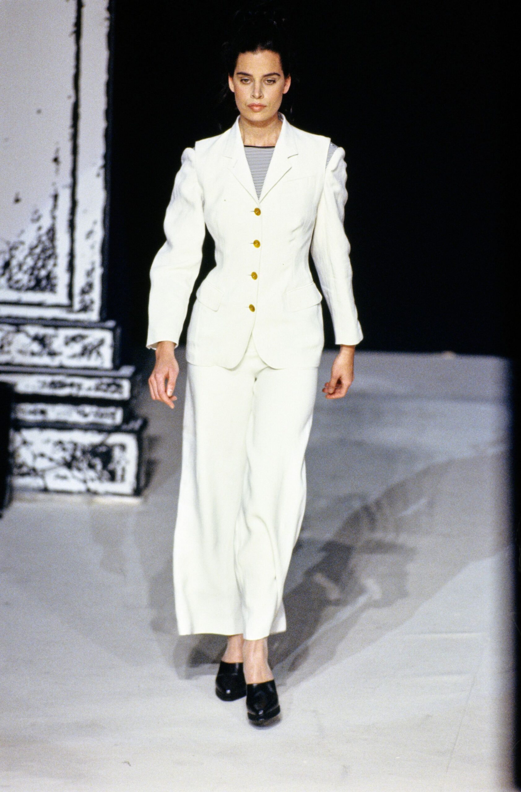 white cotton long-sleeve collared tailored buttoned straight-leg suit