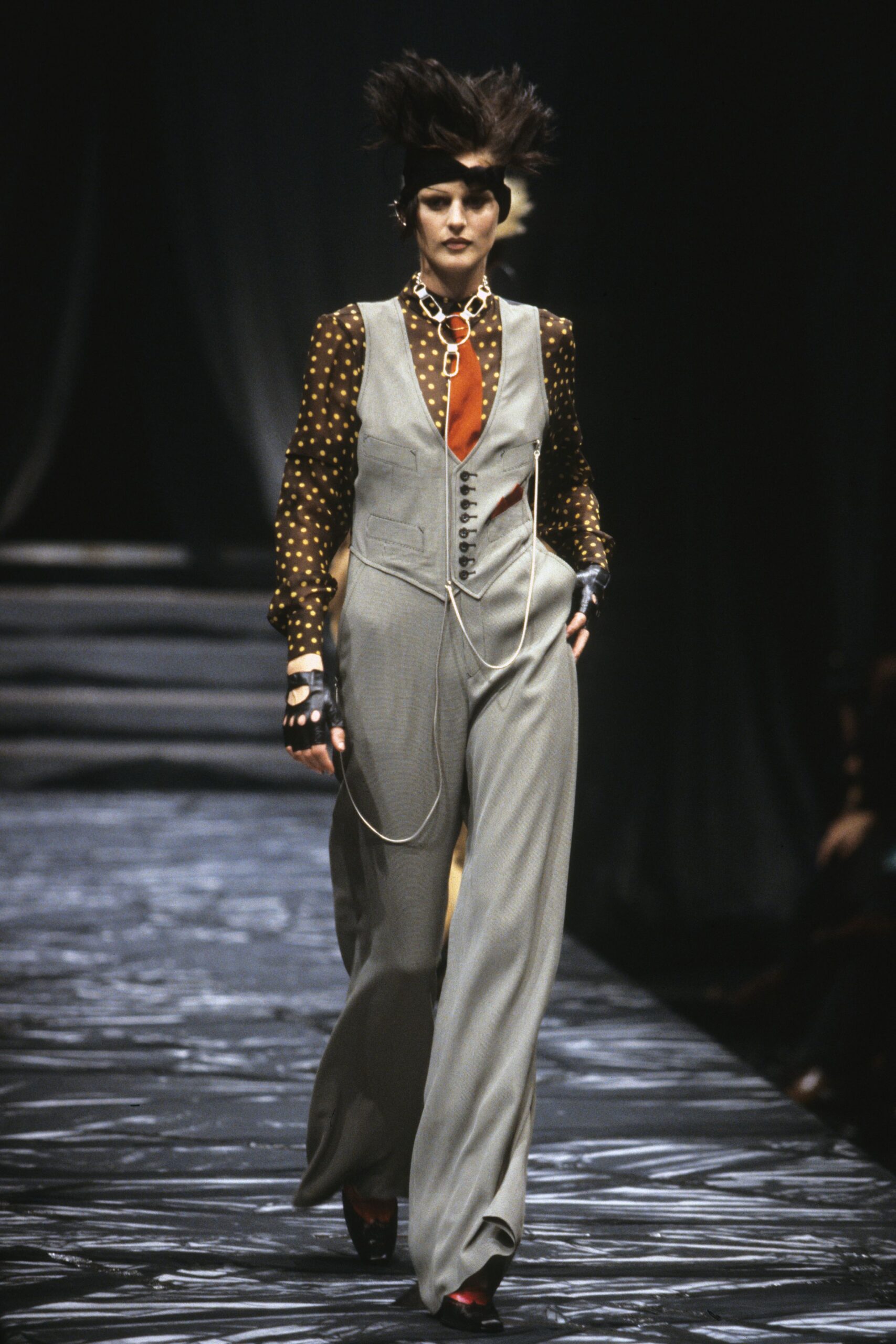 gray relaxed jumpsuit with polka-dot shirt