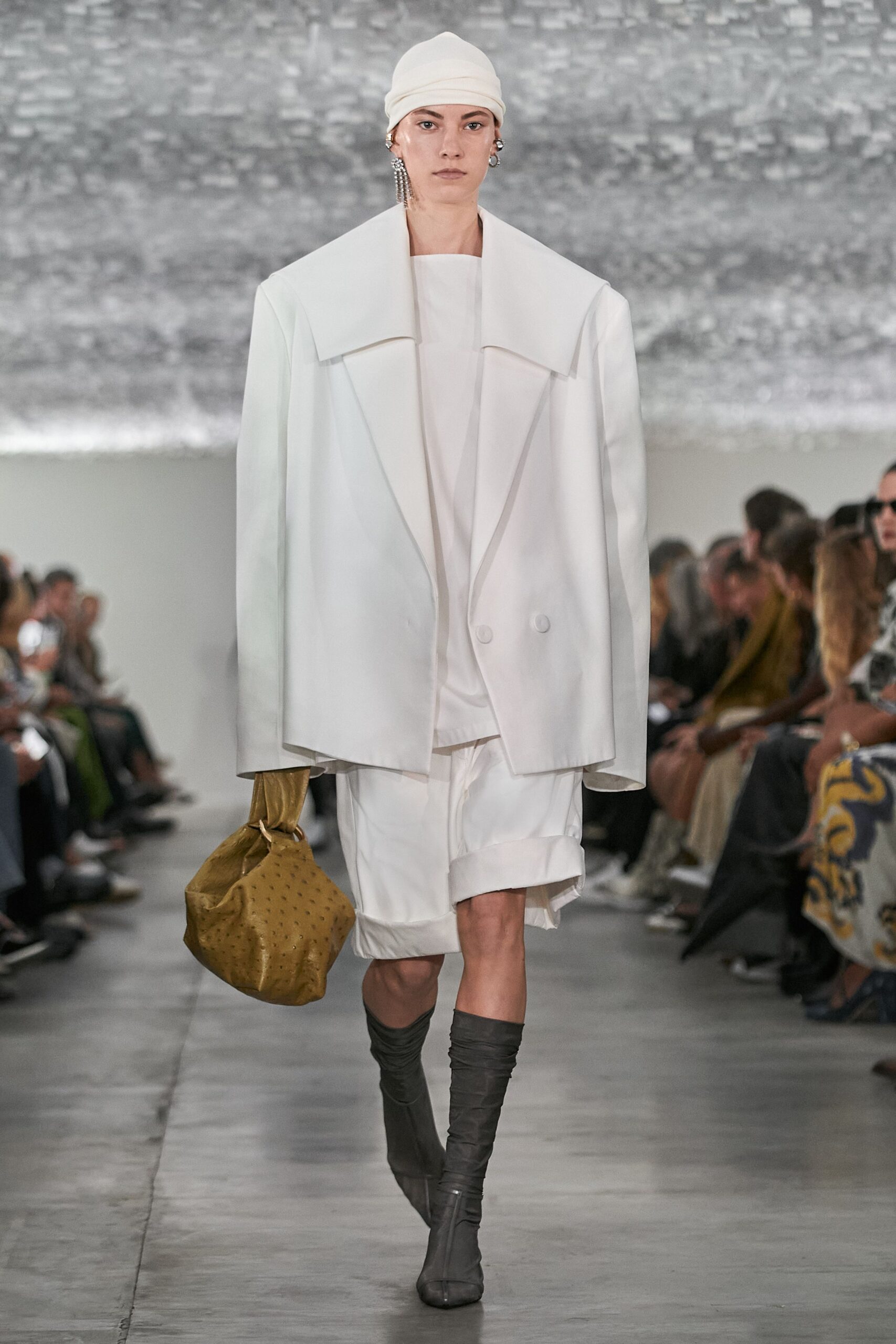 white cotton long-sleeve collared oversized structured jacket