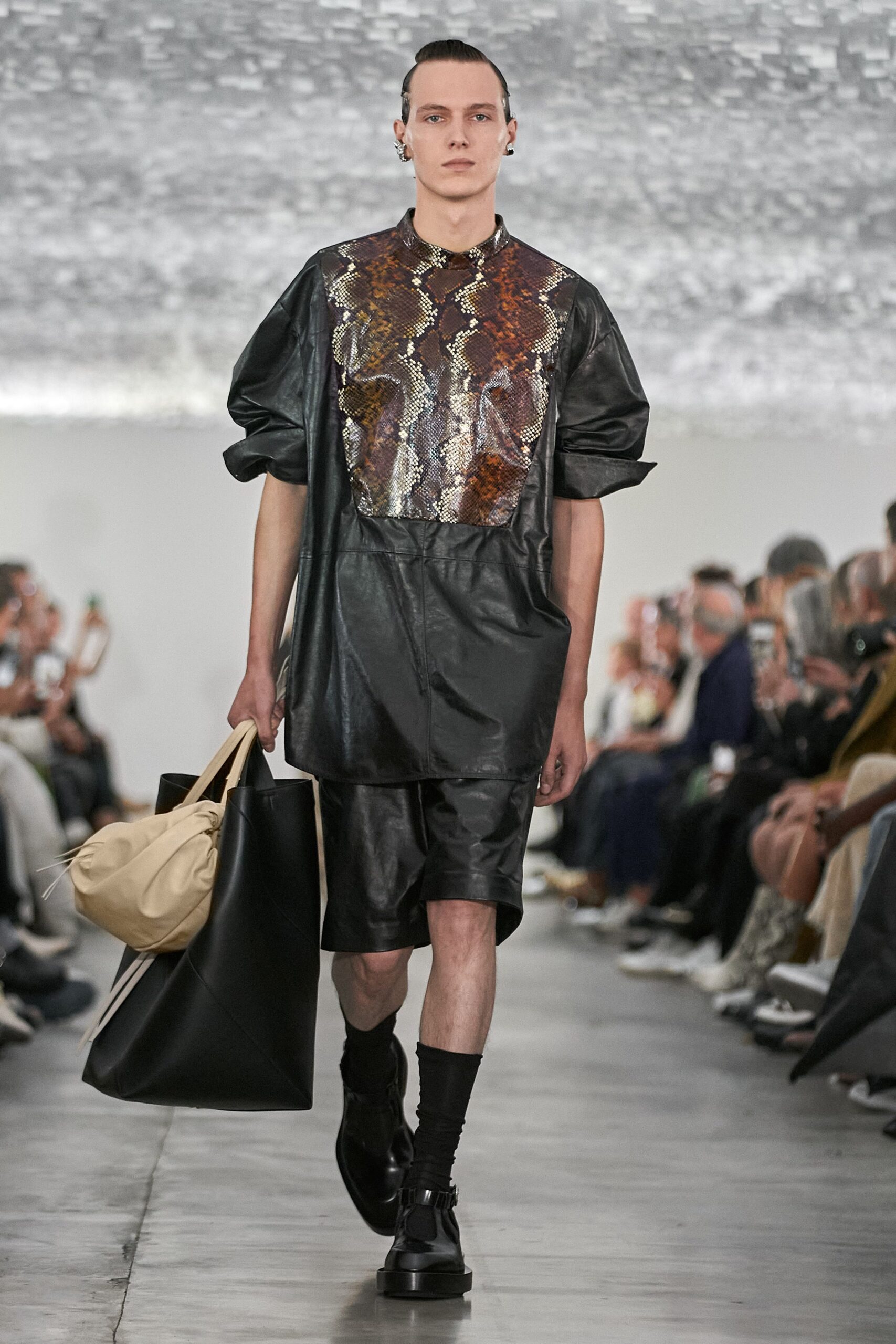 Jil Sander Spring 2024 Ready-to-Wear Look 38
