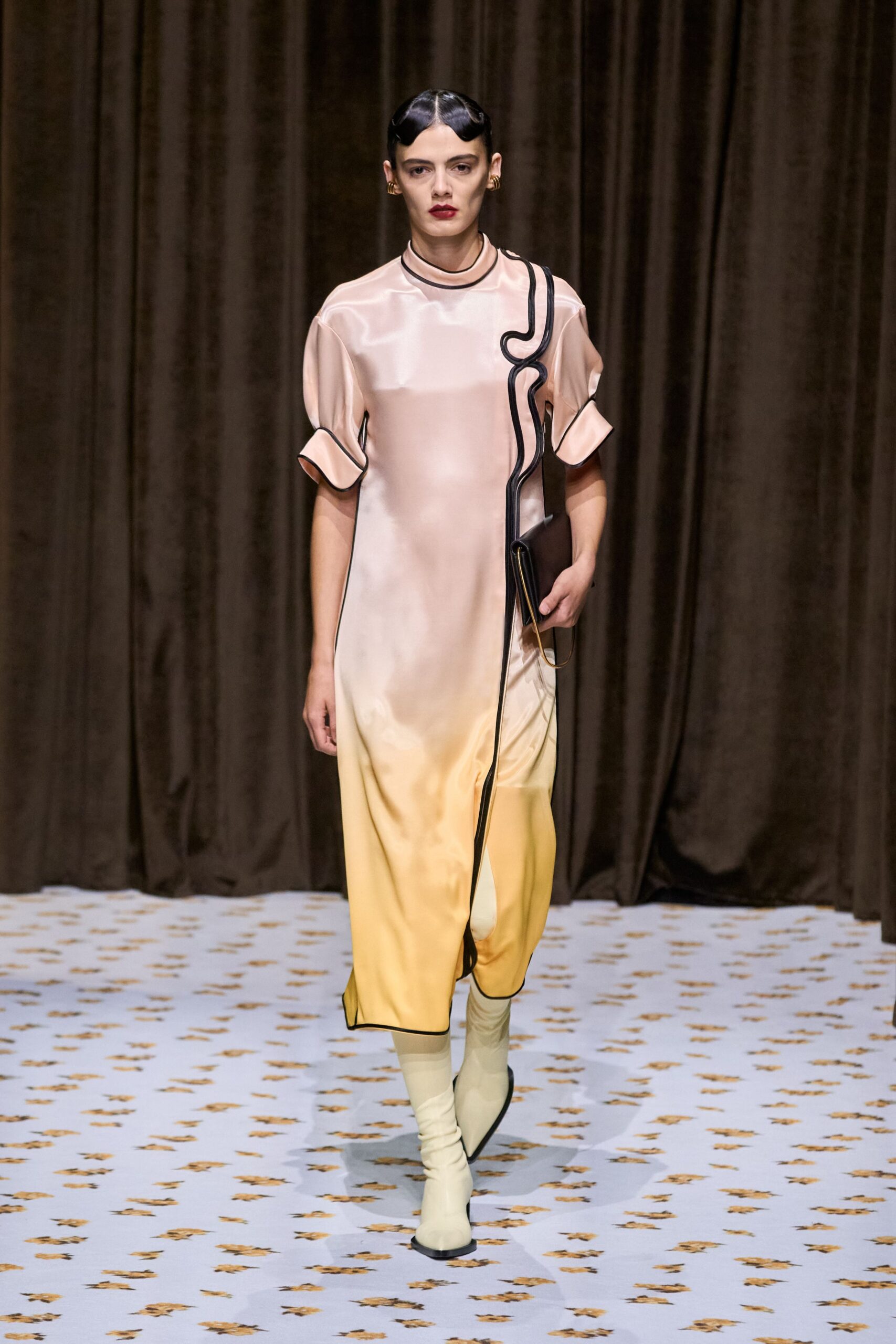 Jil Sander Spring 2025 Ready-to-Wear Look 13