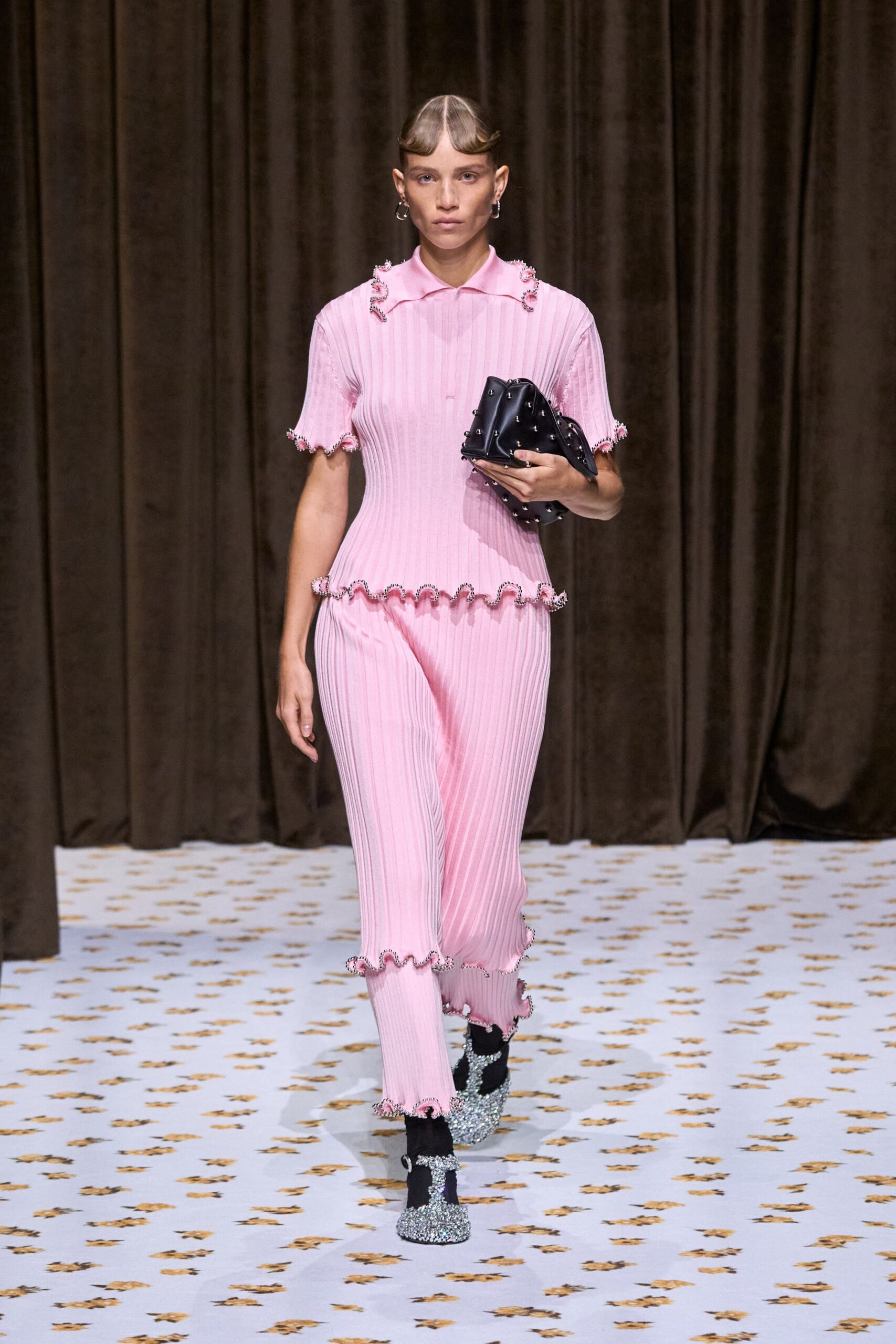 pink knit fitted ruffled pants