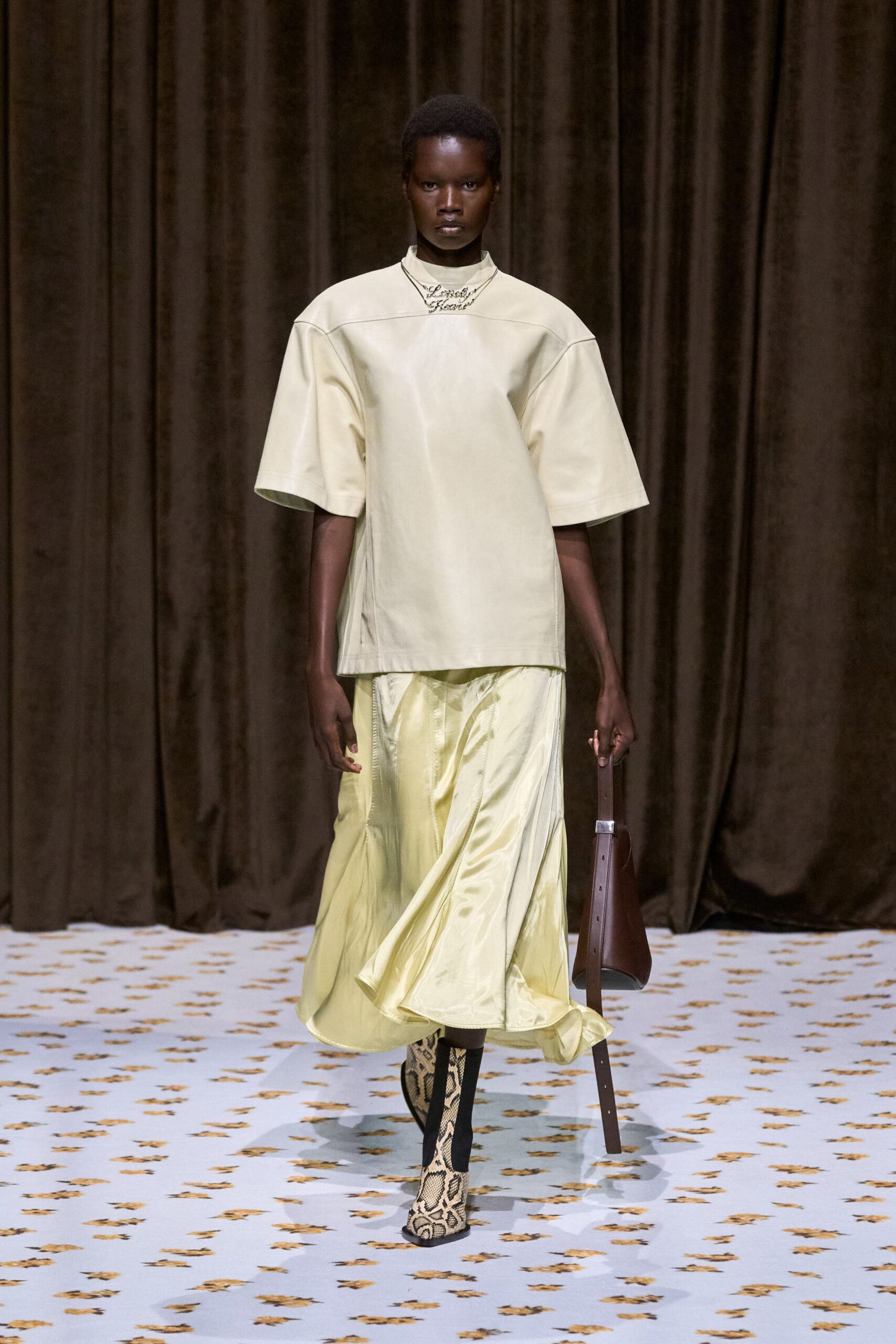 Jil Sander Spring 2025 Ready-to-Wear Look 48