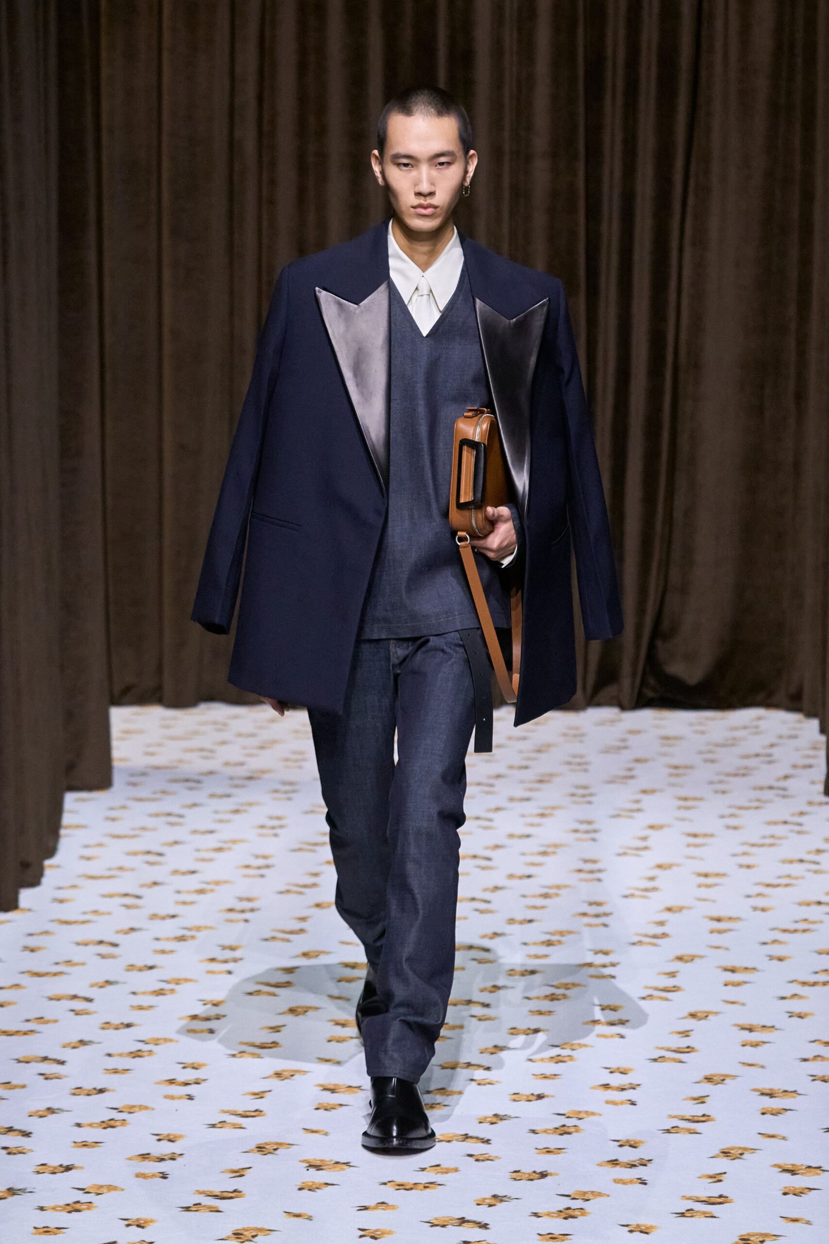 blue wool long-sleeve collared oversized buttoned coat