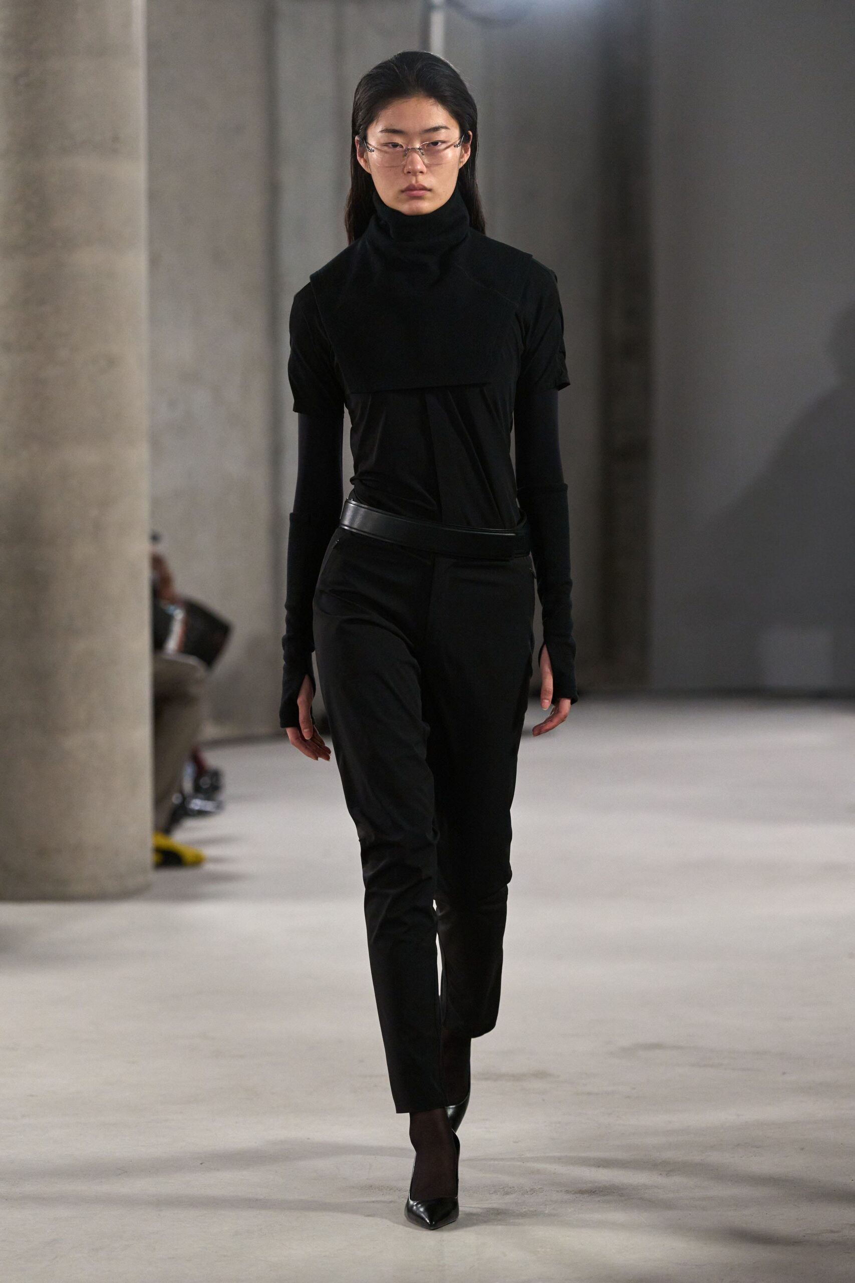 black cotton slim zippered pants
