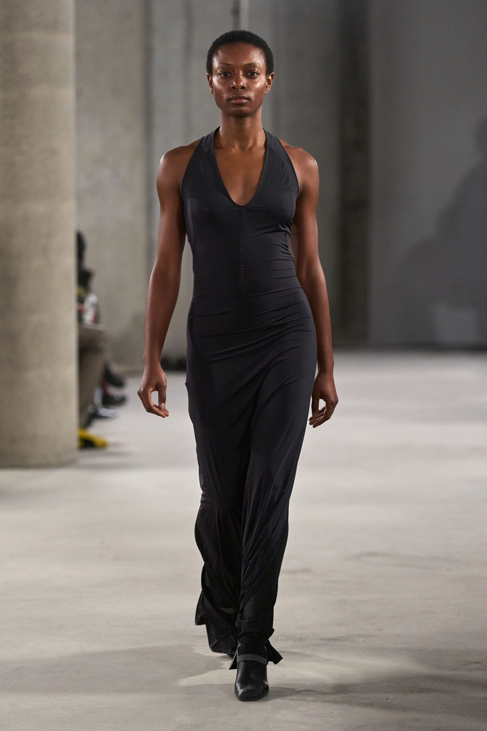 black jersey sleeveless v-neck fitted zippered maxi gown