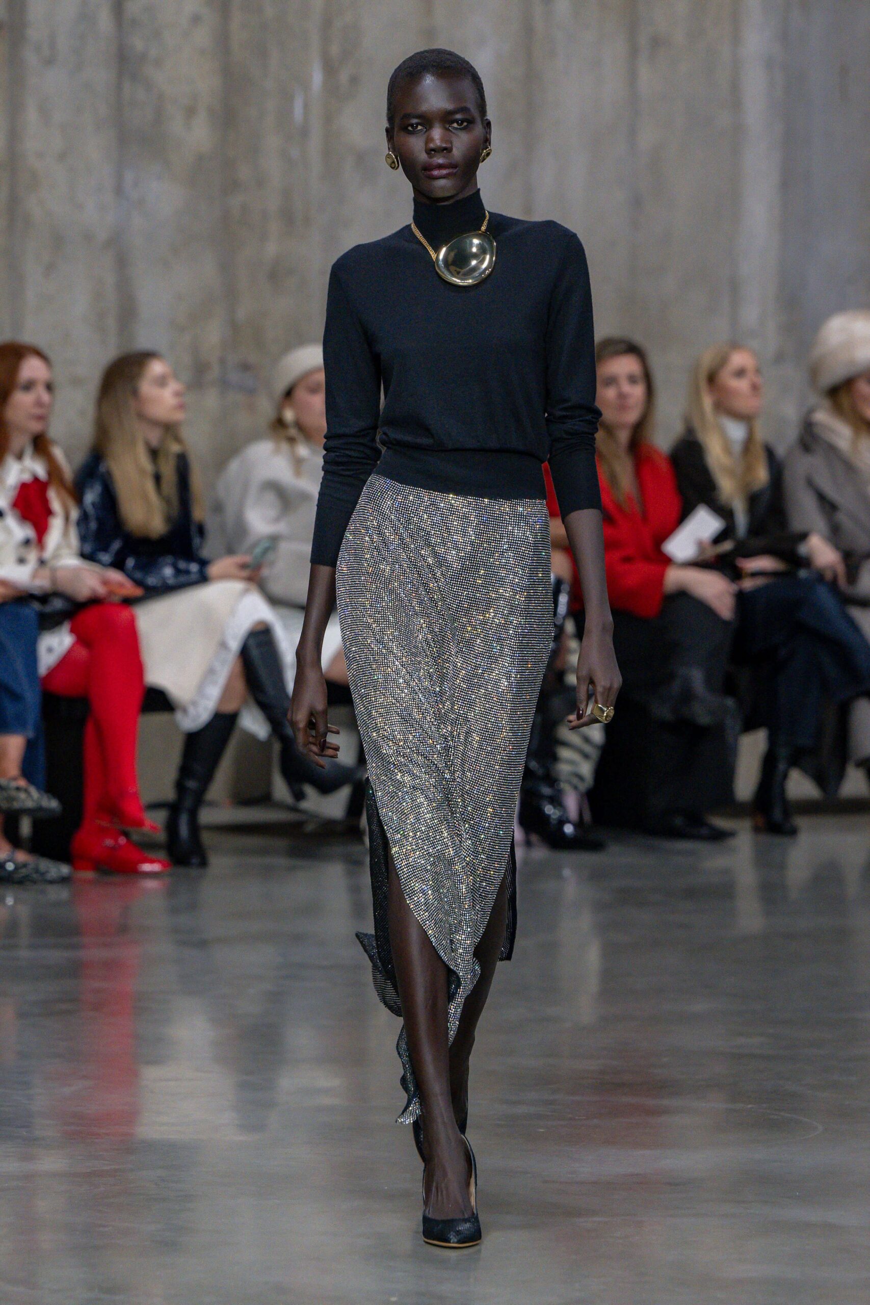 gray silk slit fitted high-waisted pleated shiny skirt