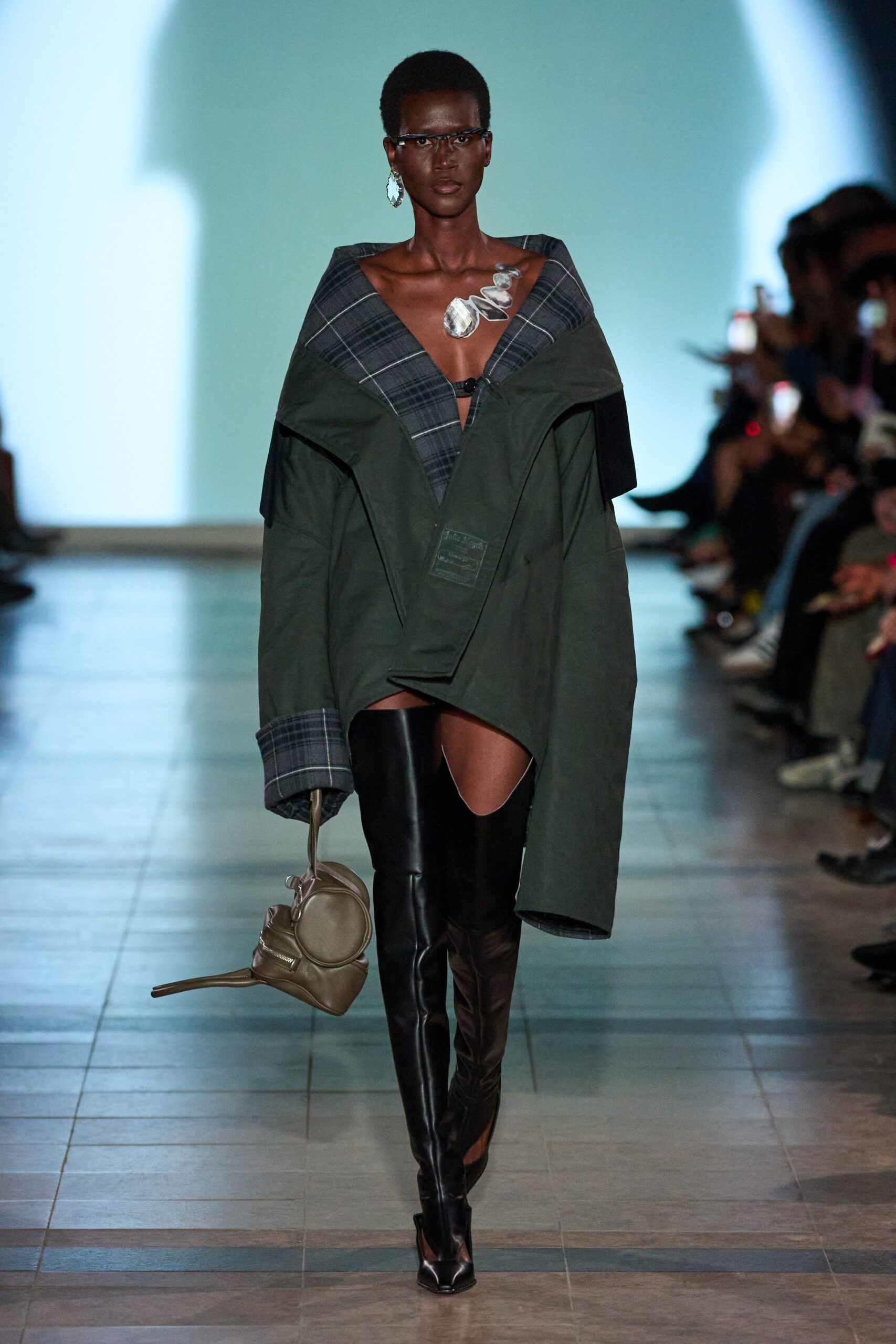 green cotton long-sleeve collared oversized layered coat