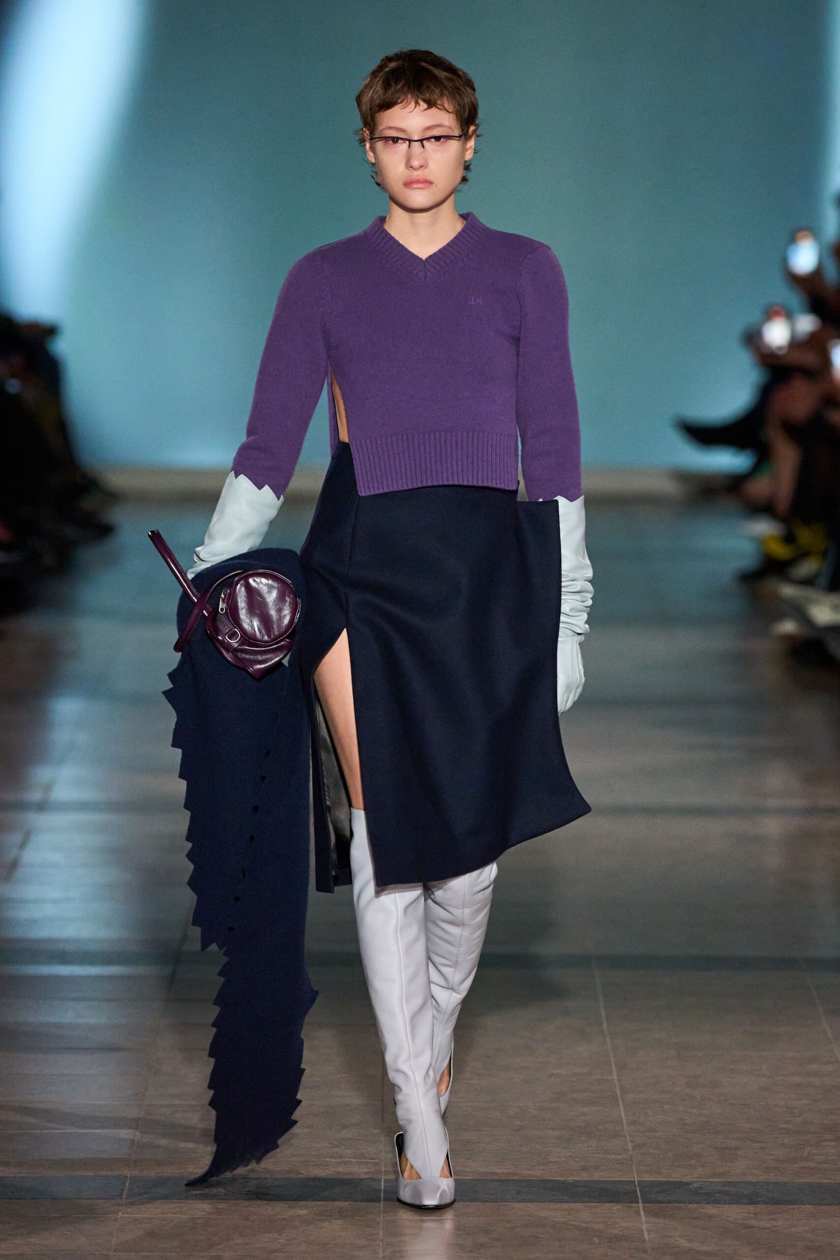purple wool long-sleeve v-neck fitted top