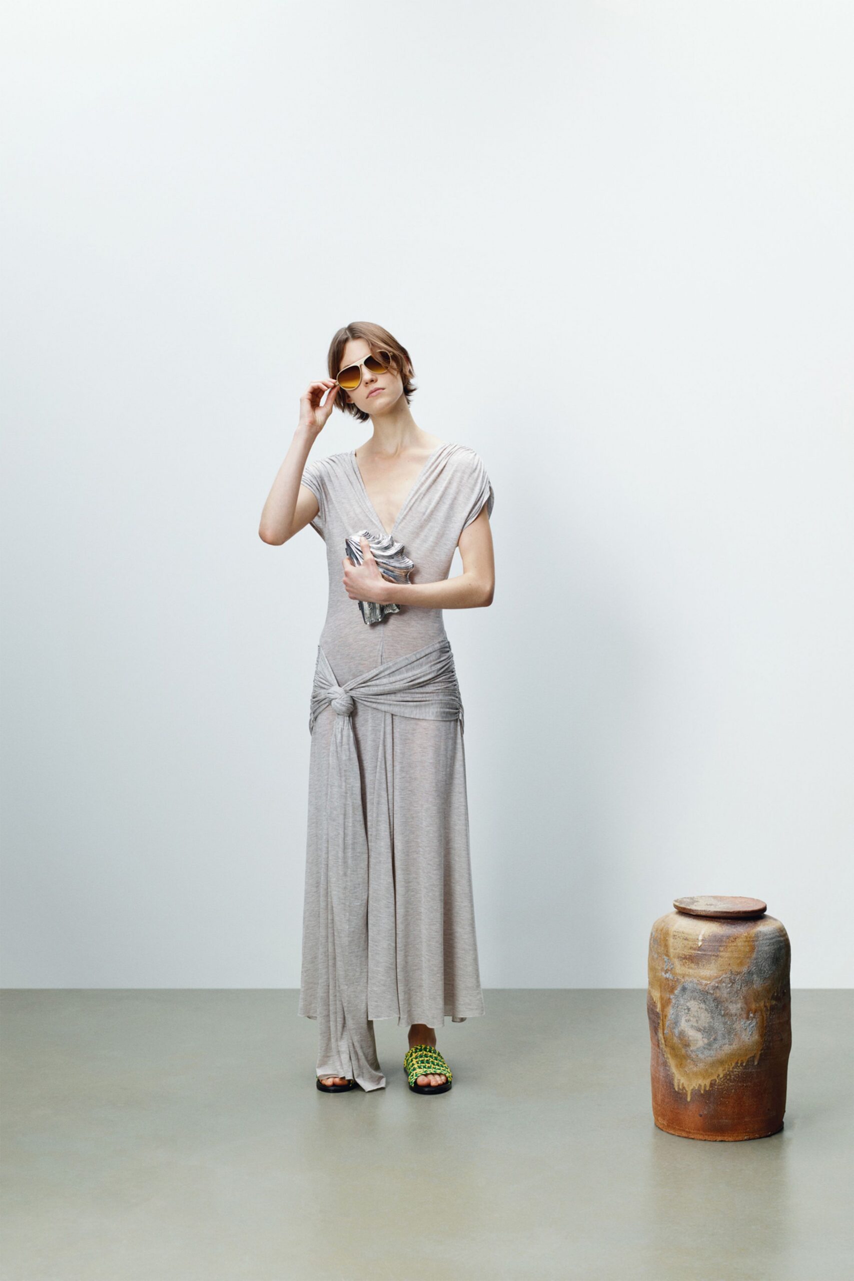 gray cotton short-sleeve v-neck fitted ruched draped dress