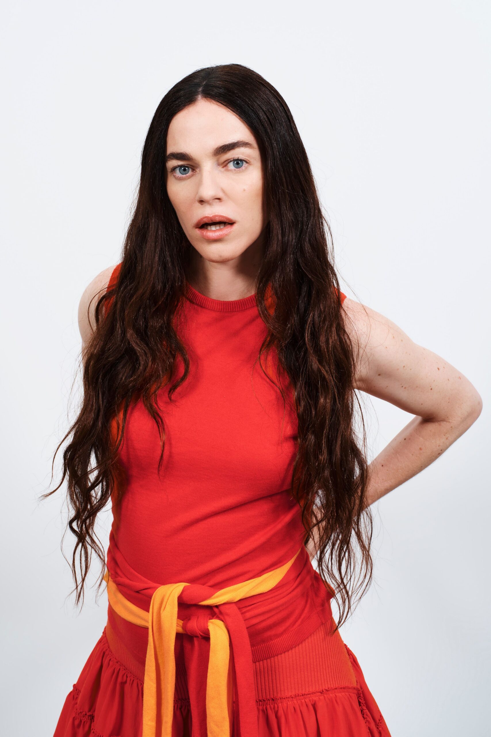 red cotton sleeveless collared fitted top