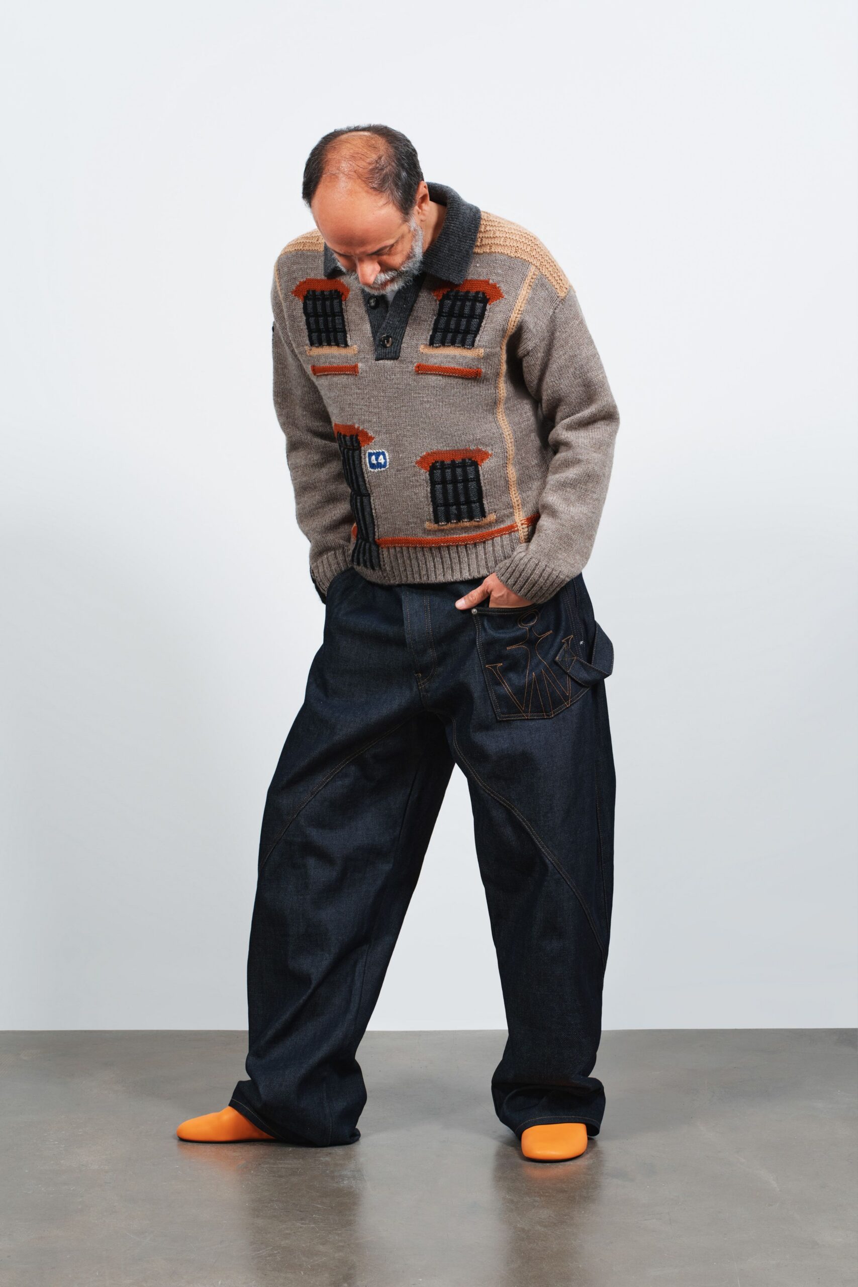 gray wool long-sleeve collared relaxed buttoned sweater