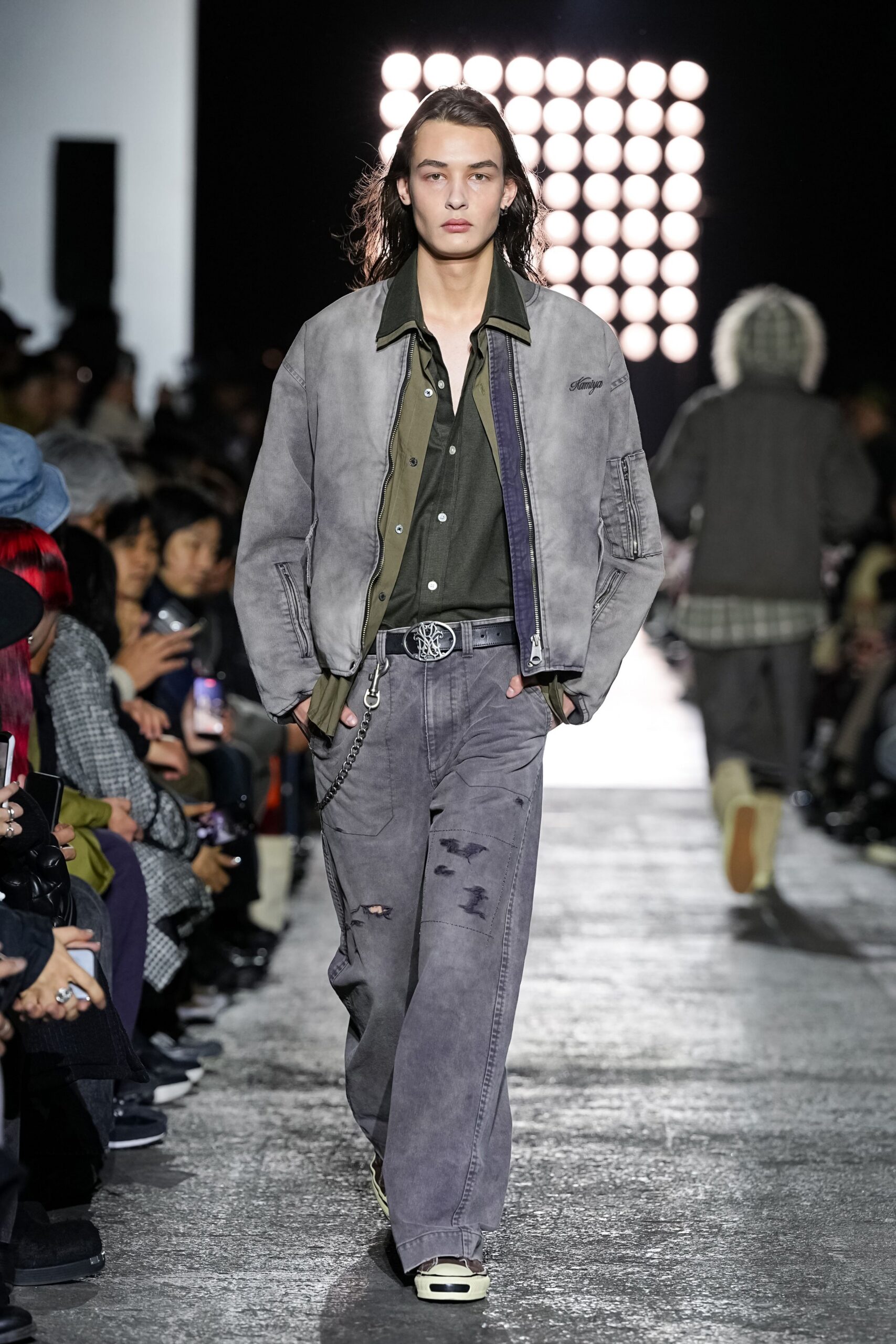 gray denim long-sleeve collared relaxed zippered distressed jacket