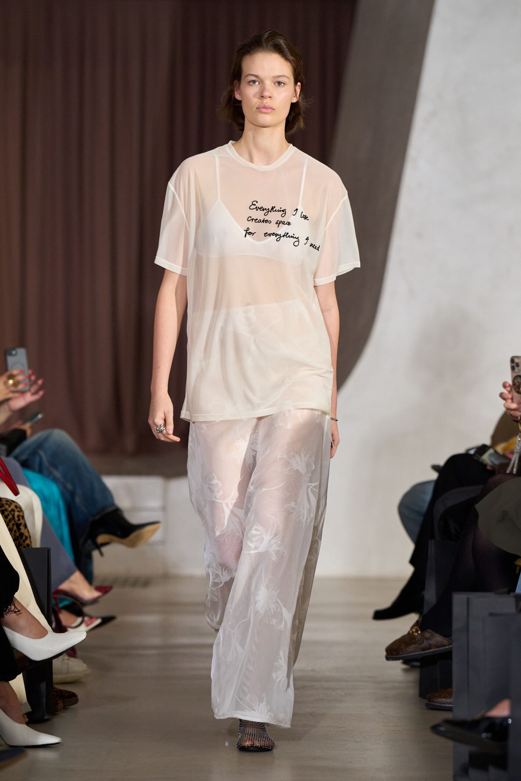 white short-sleeve v-neck relaxed printed sheer top