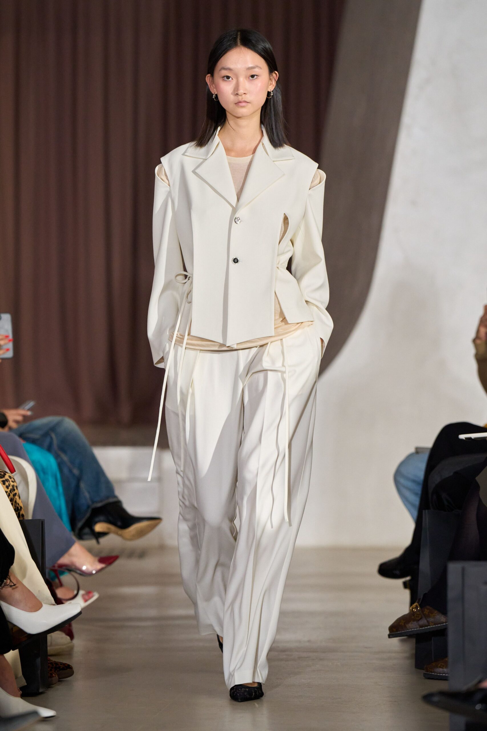 white cotton long-sleeve collared structured buttoned blazer