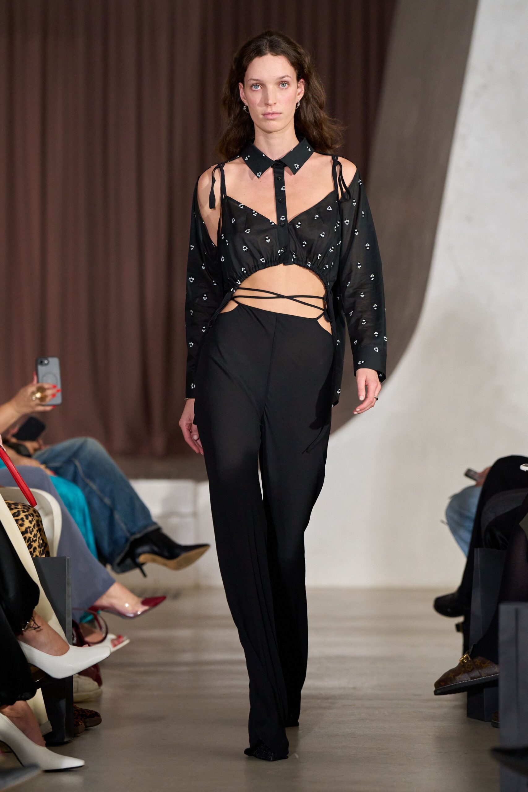 black cotton fitted high-waisted straight-leg pants