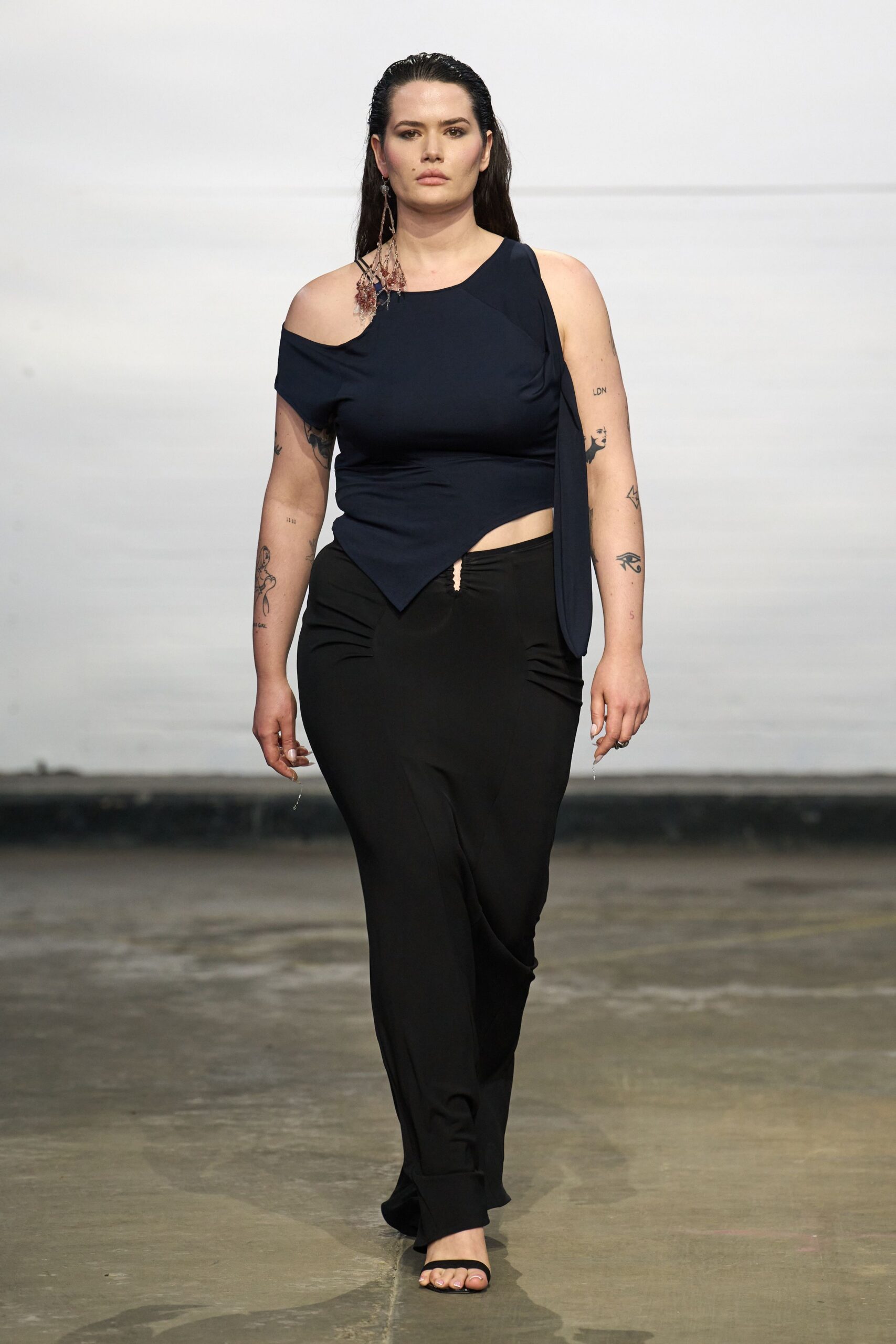 black silk fitted high-waisted straight-leg maxi skirt