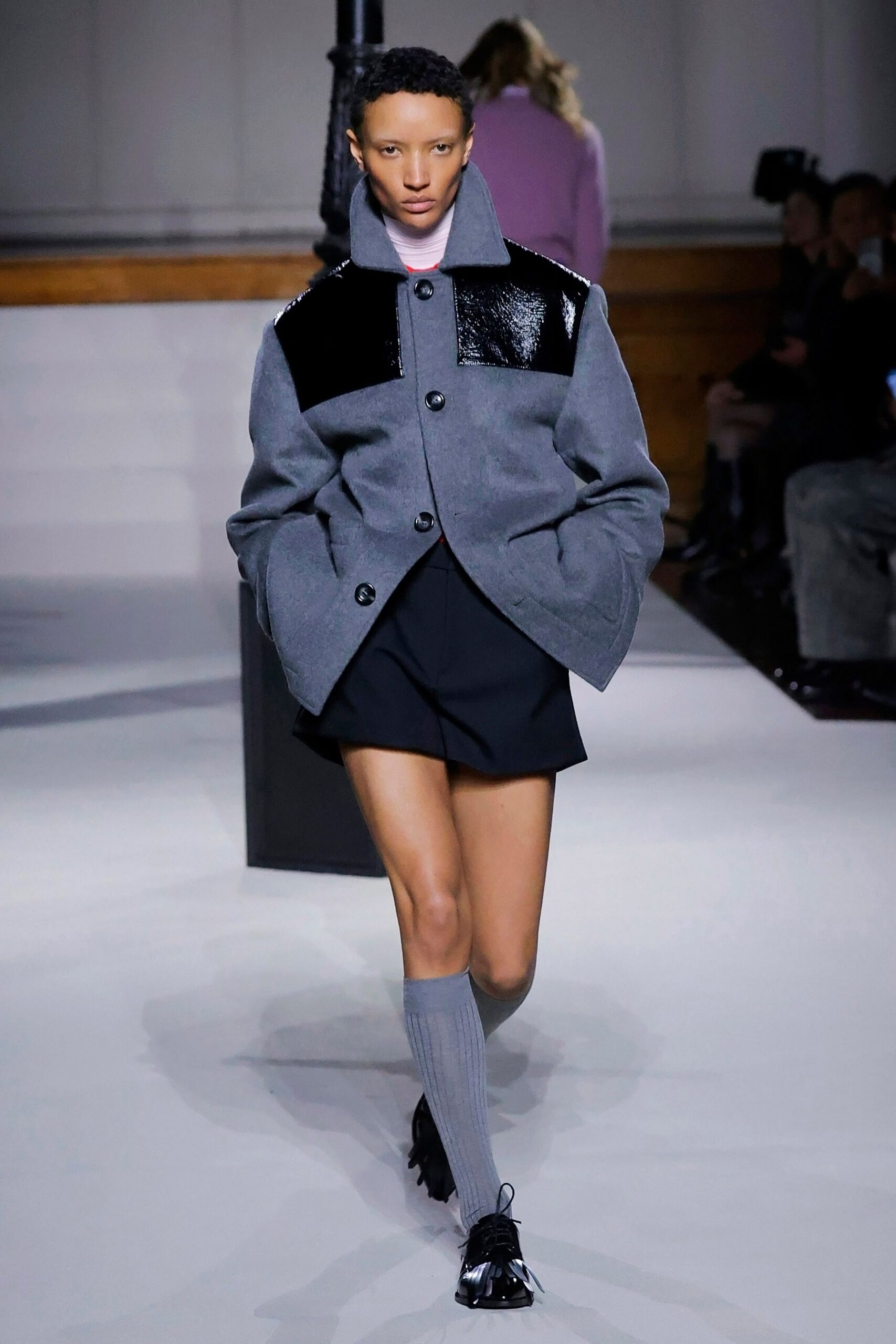 gray wool long-sleeve collared relaxed buttoned jacket