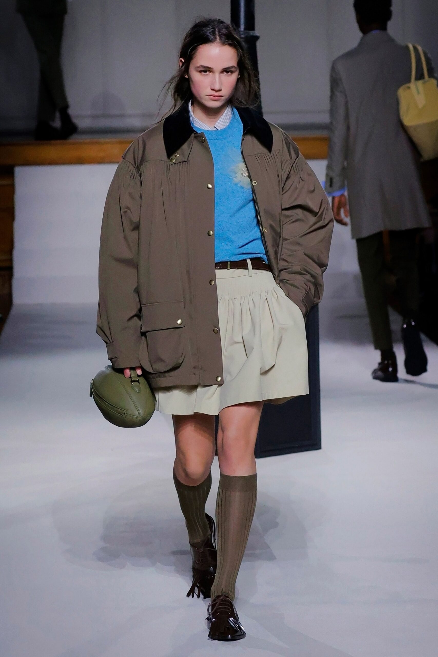 brown cotton long-sleeve collared oversized buttoned jacket