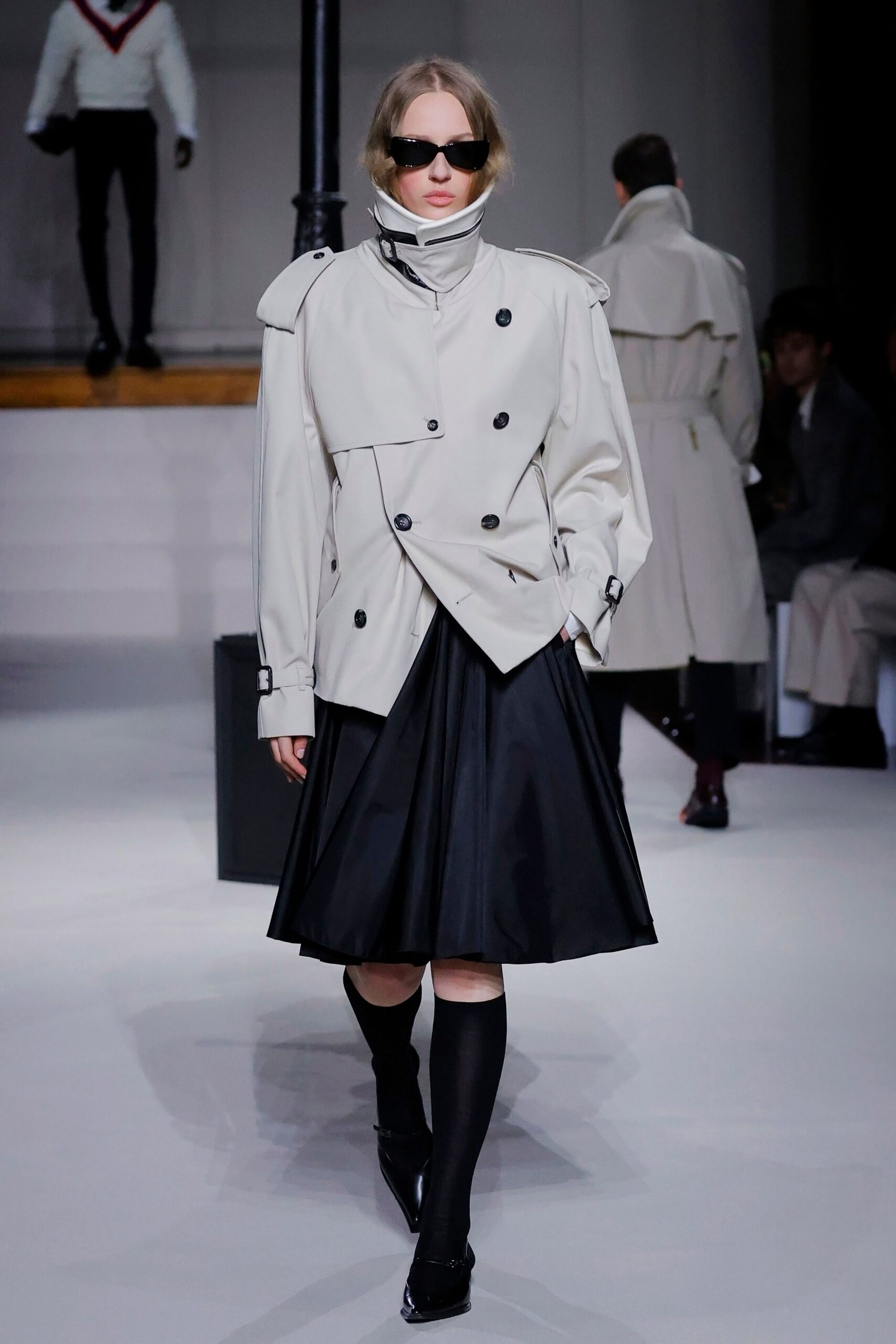 white cotton long-sleeve double-breasted relaxed buttoned coat