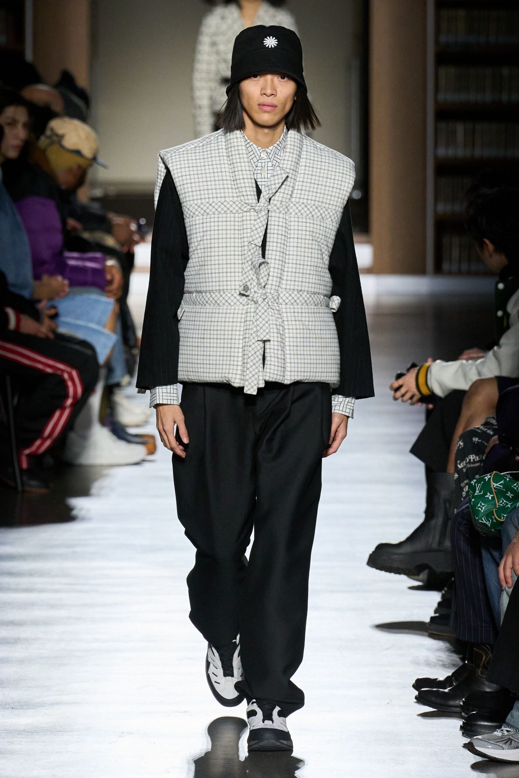 gray cotton sleeveless collared relaxed checked buttoned vest