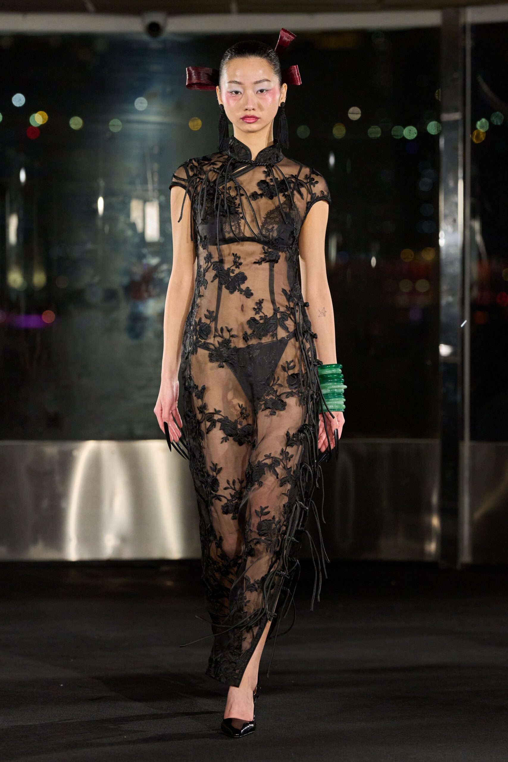 black lace short-sleeve v-neck fitted embroidered fringed gown