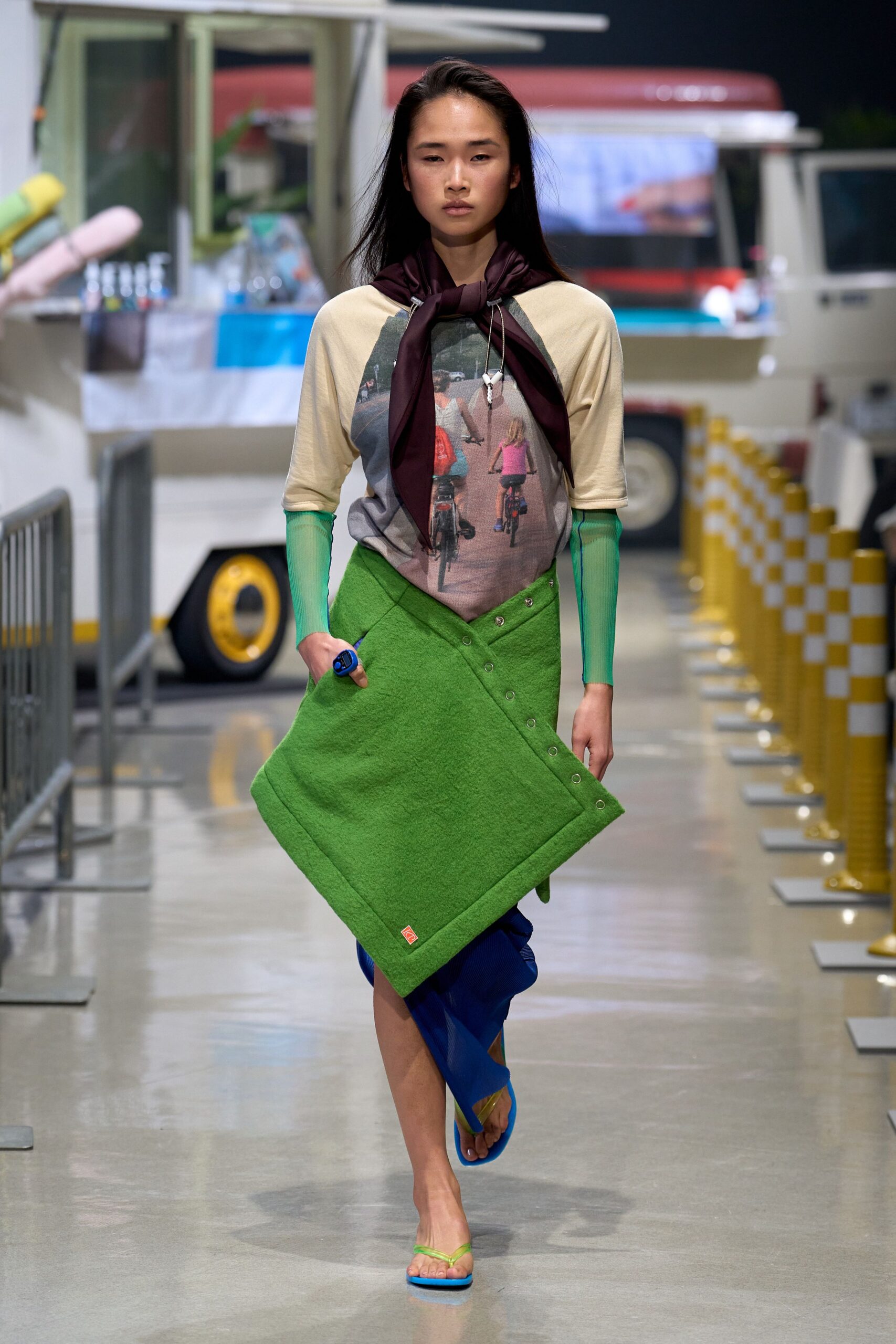 green cotton fitted pleated skirt