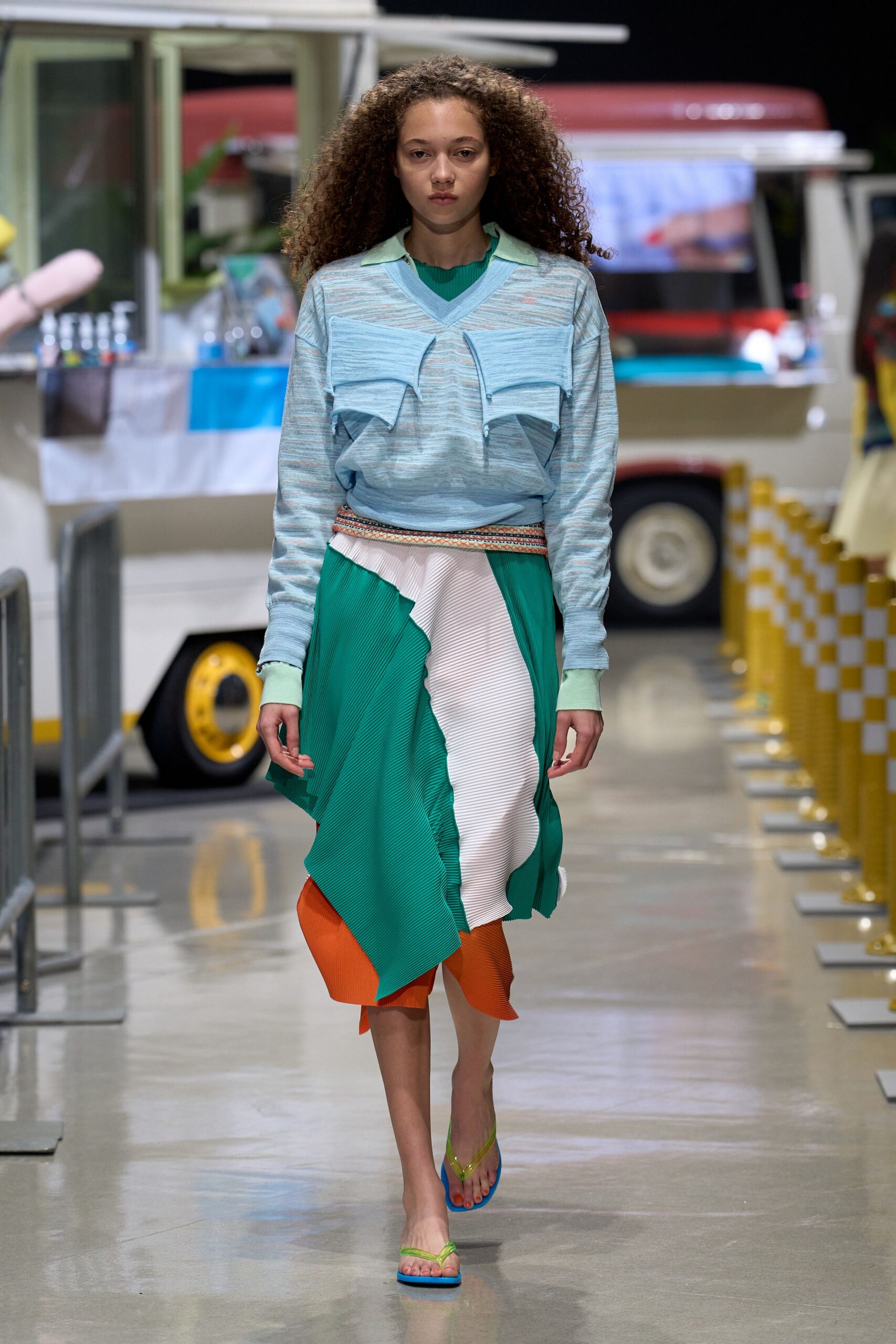 green asymmetric fitted tiered skirt